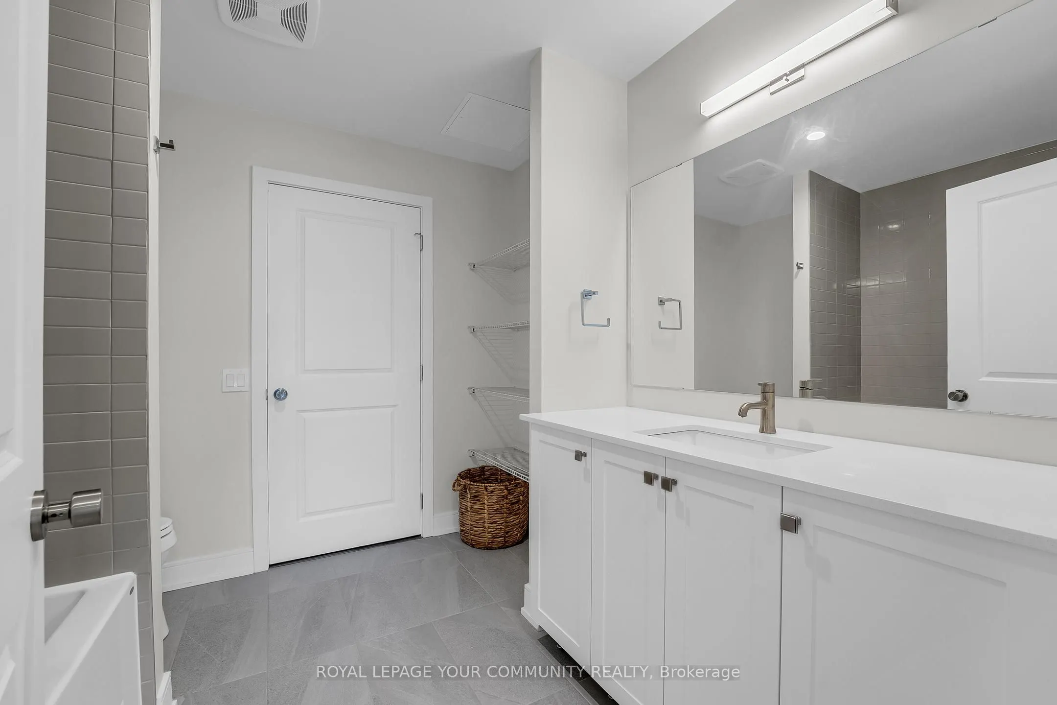 121 Mary Street, #211