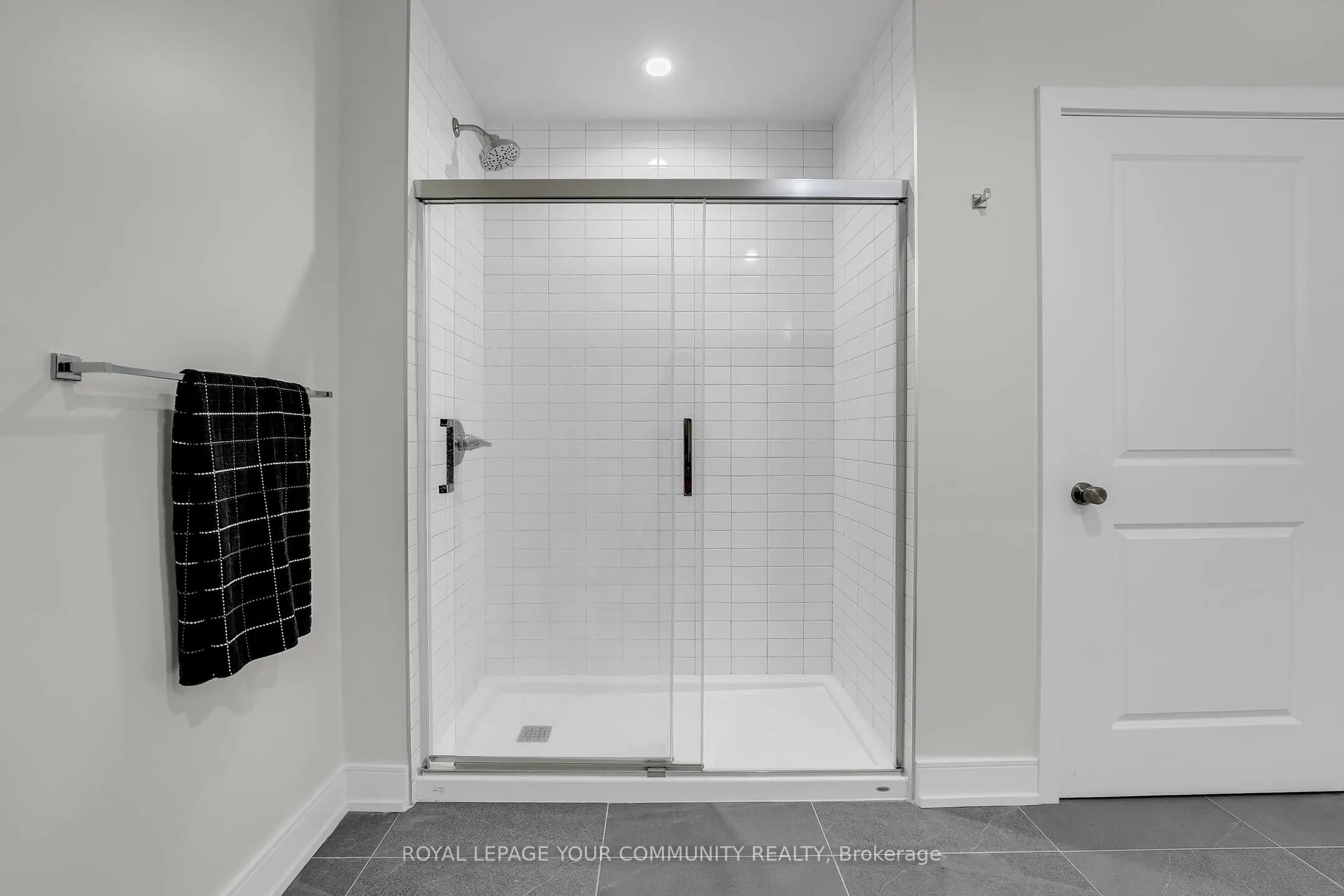 121 Mary Street, #211