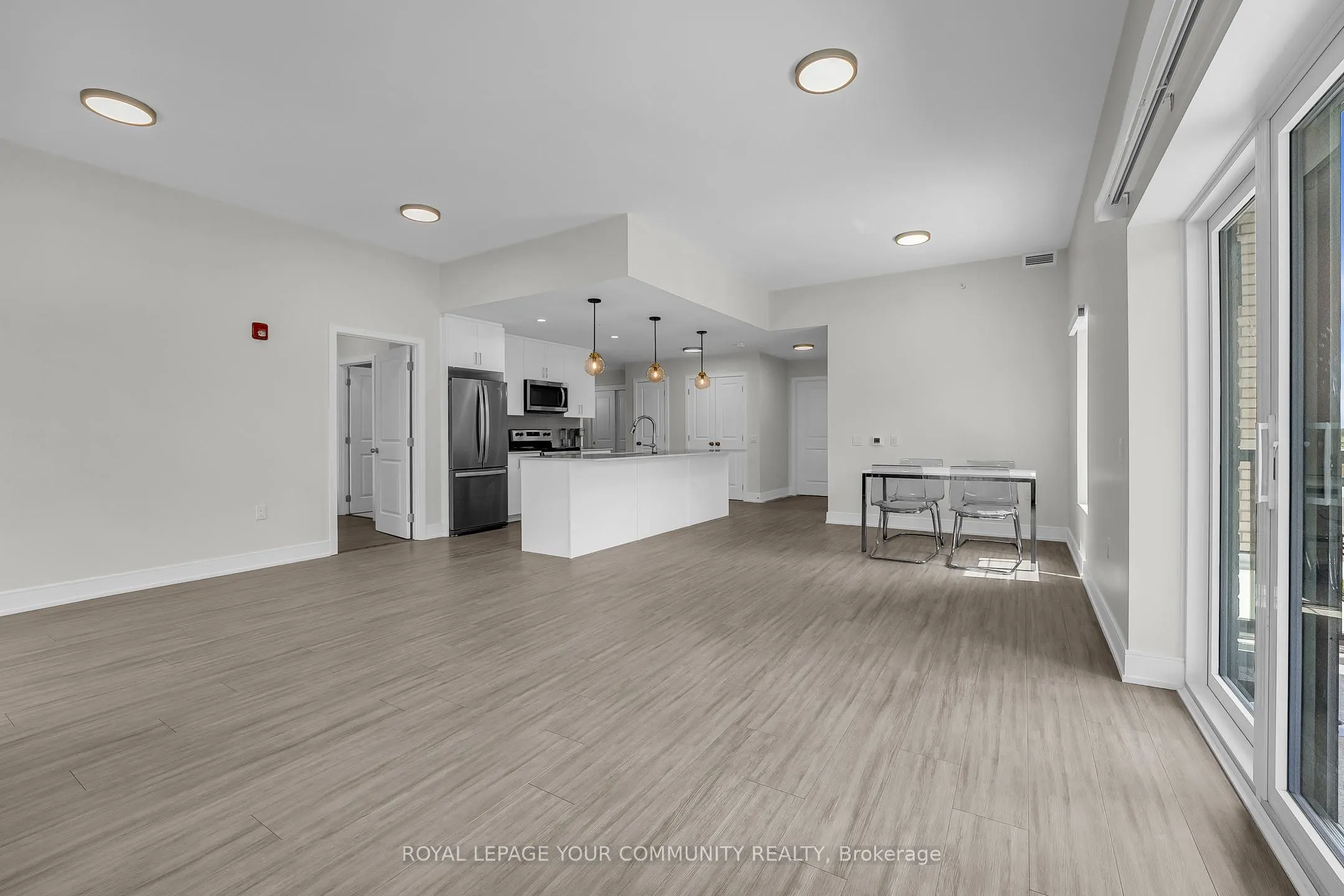 121 Mary Street, #211
