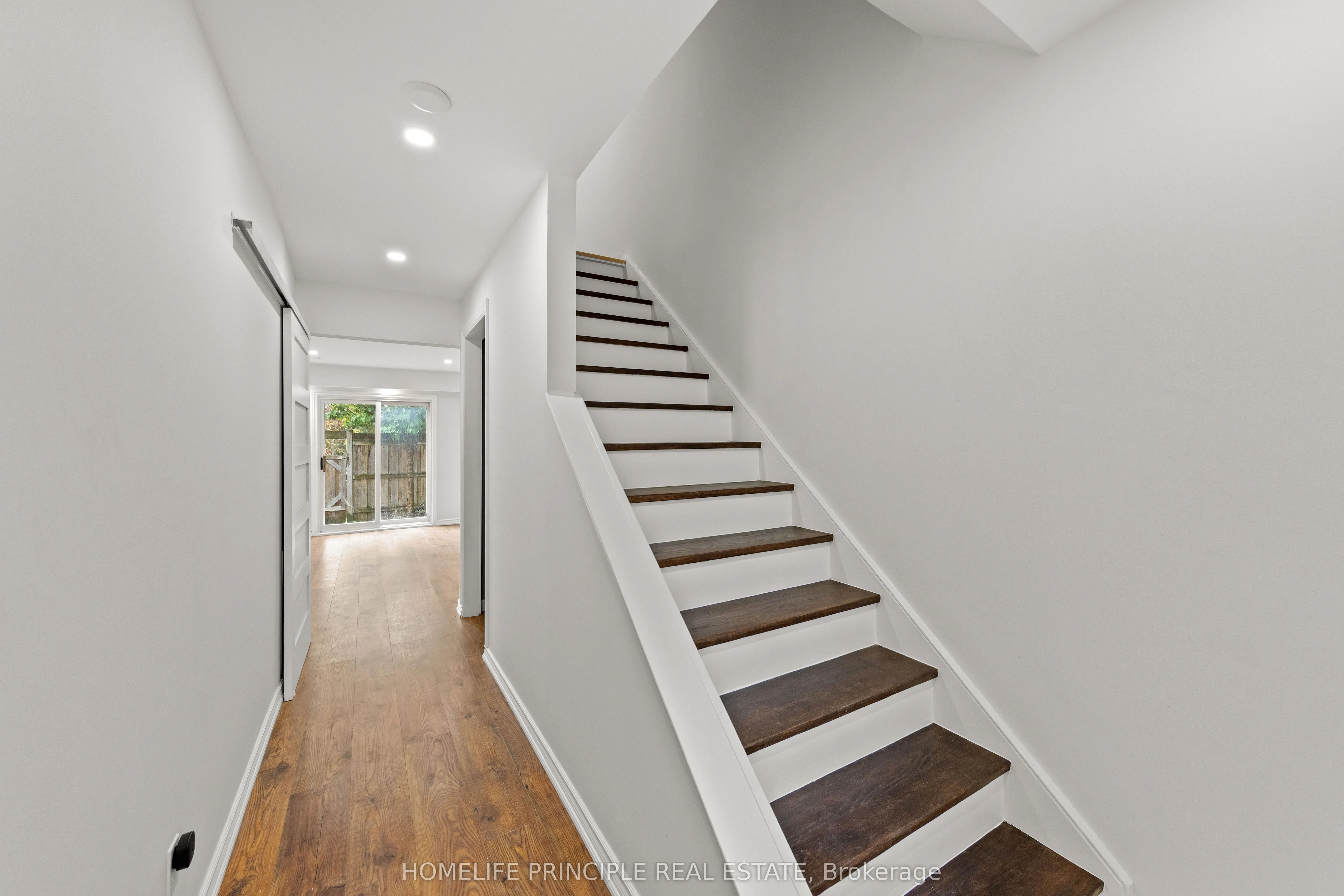 261 Rose Street, #16