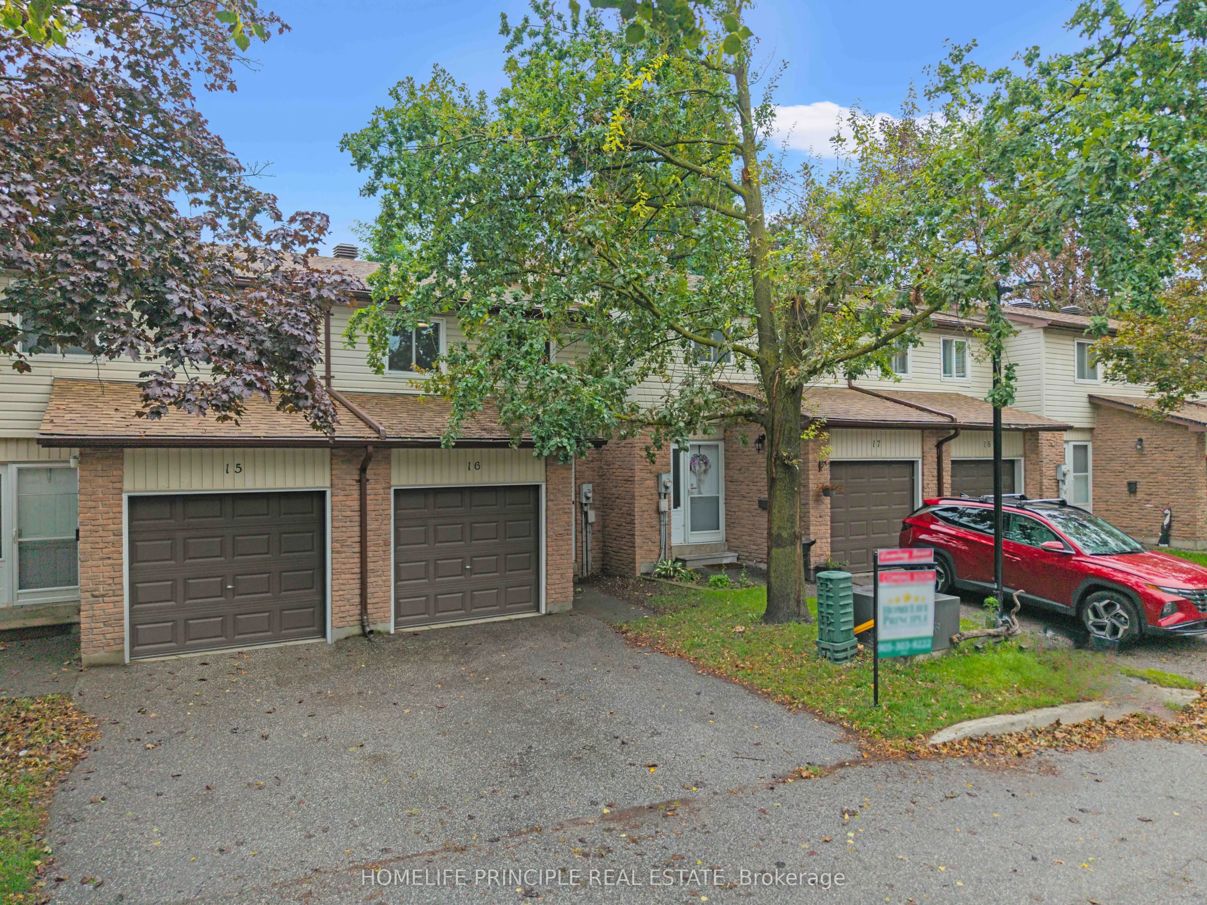 261 Rose Street, #16