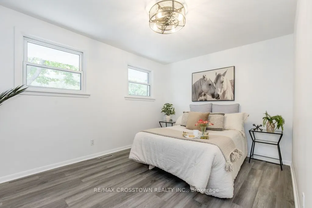 3495 Brennan Line