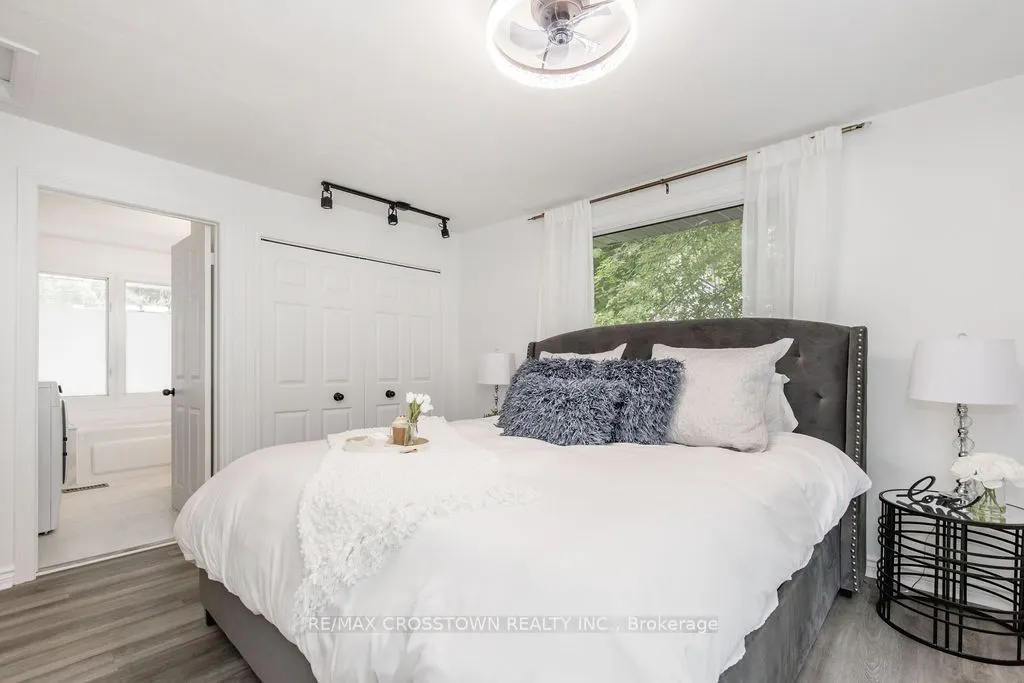 3495 Brennan Line