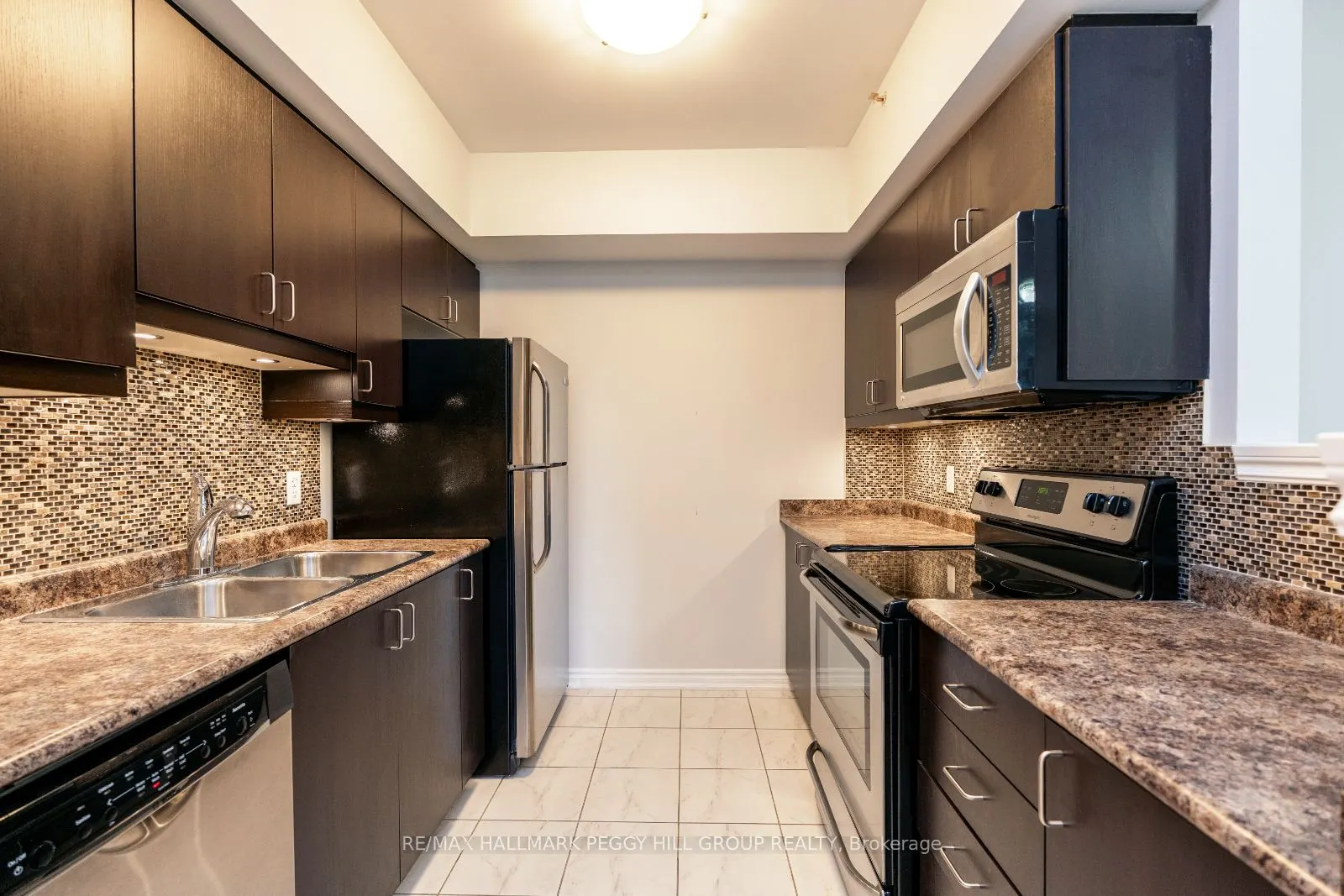 39 Ferndale Drive S, #205