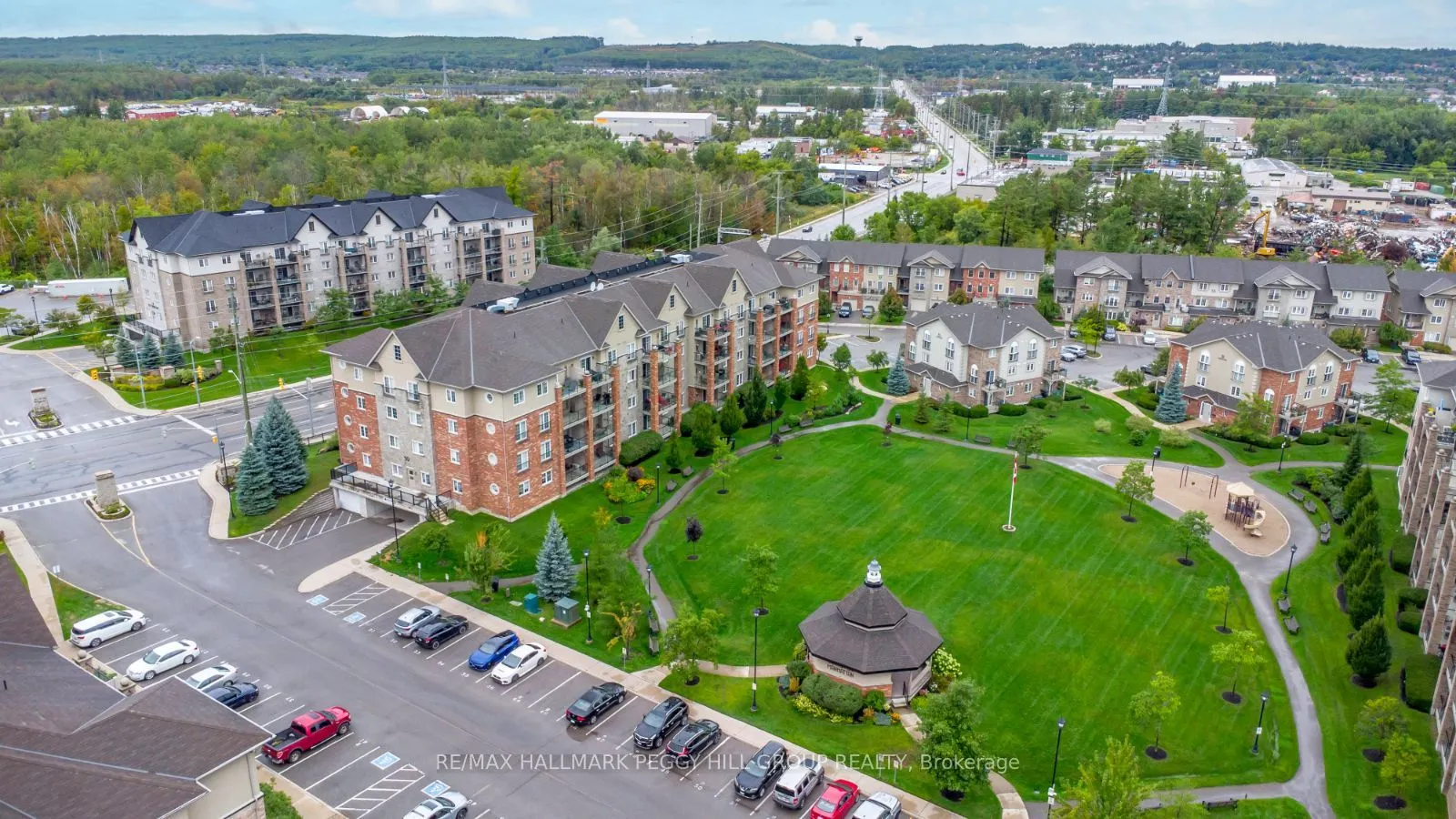 39 Ferndale Drive S, #205