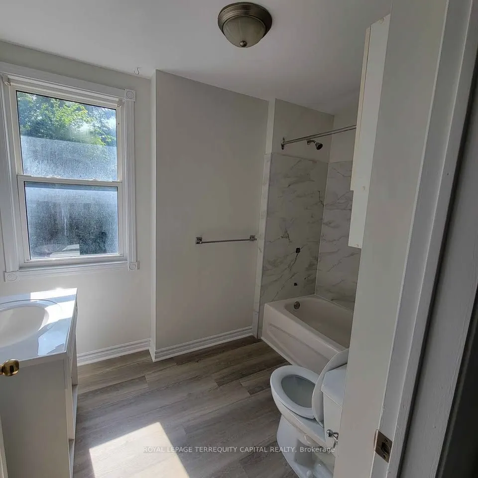 85 Sanford Street, #Upper