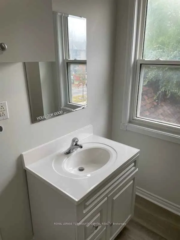 85 Sanford Street, #Upper