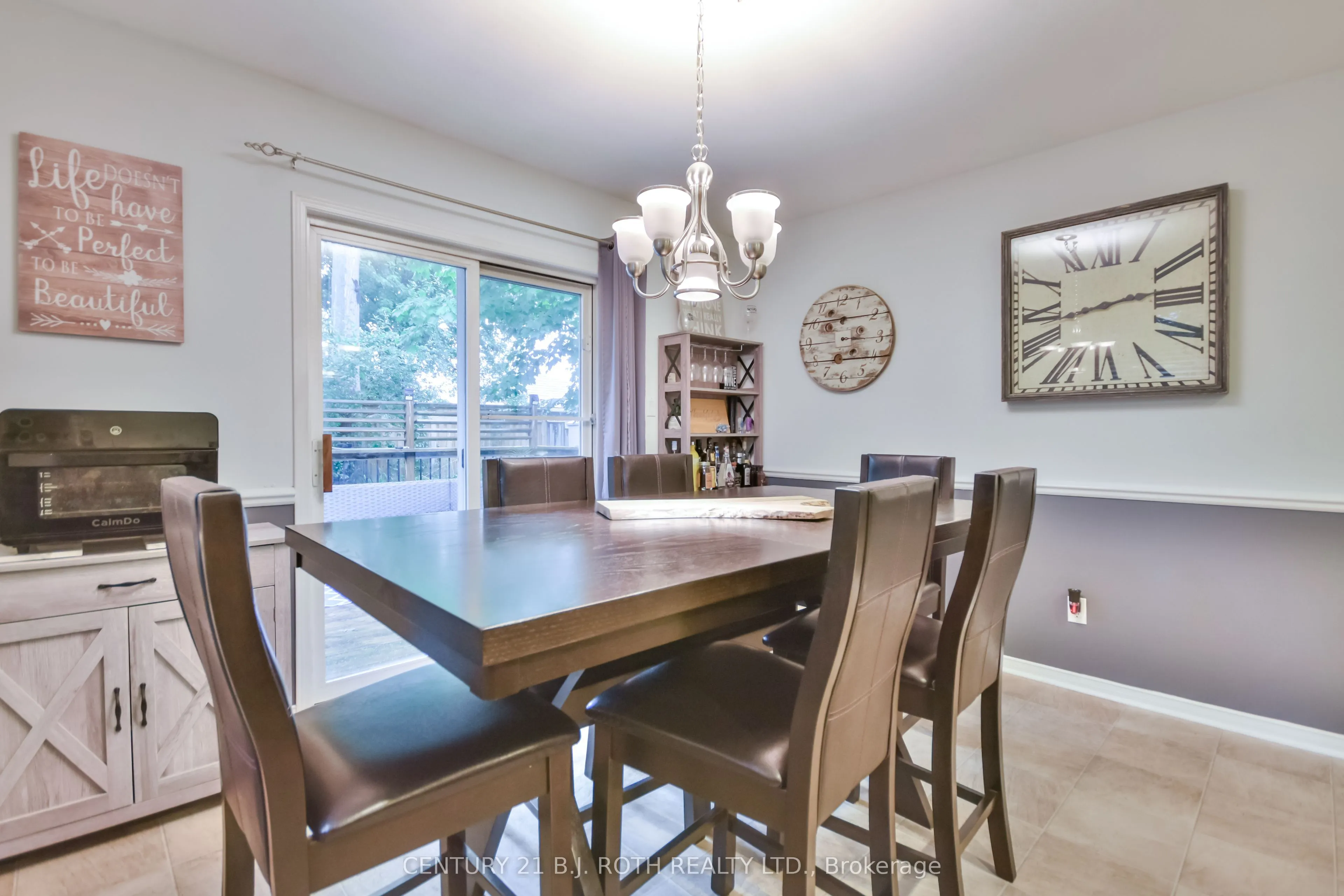 56 Monique Crescent