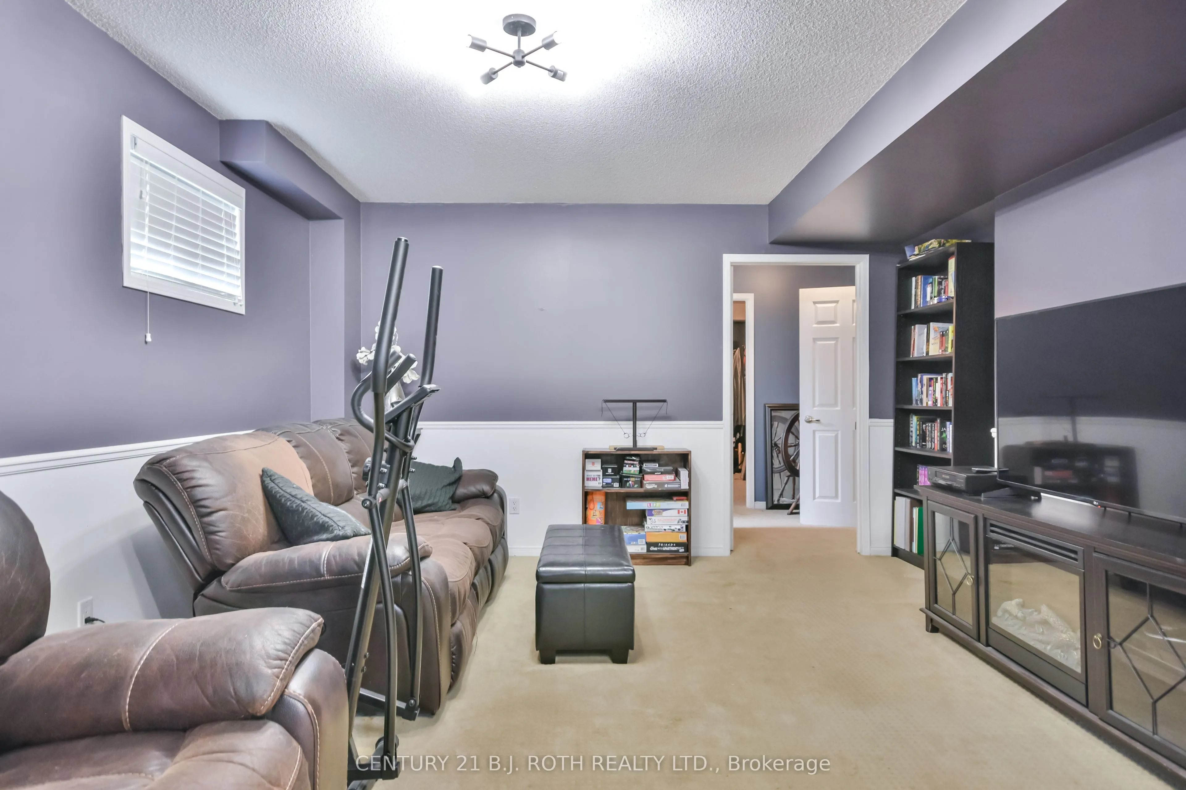 56 Monique Crescent