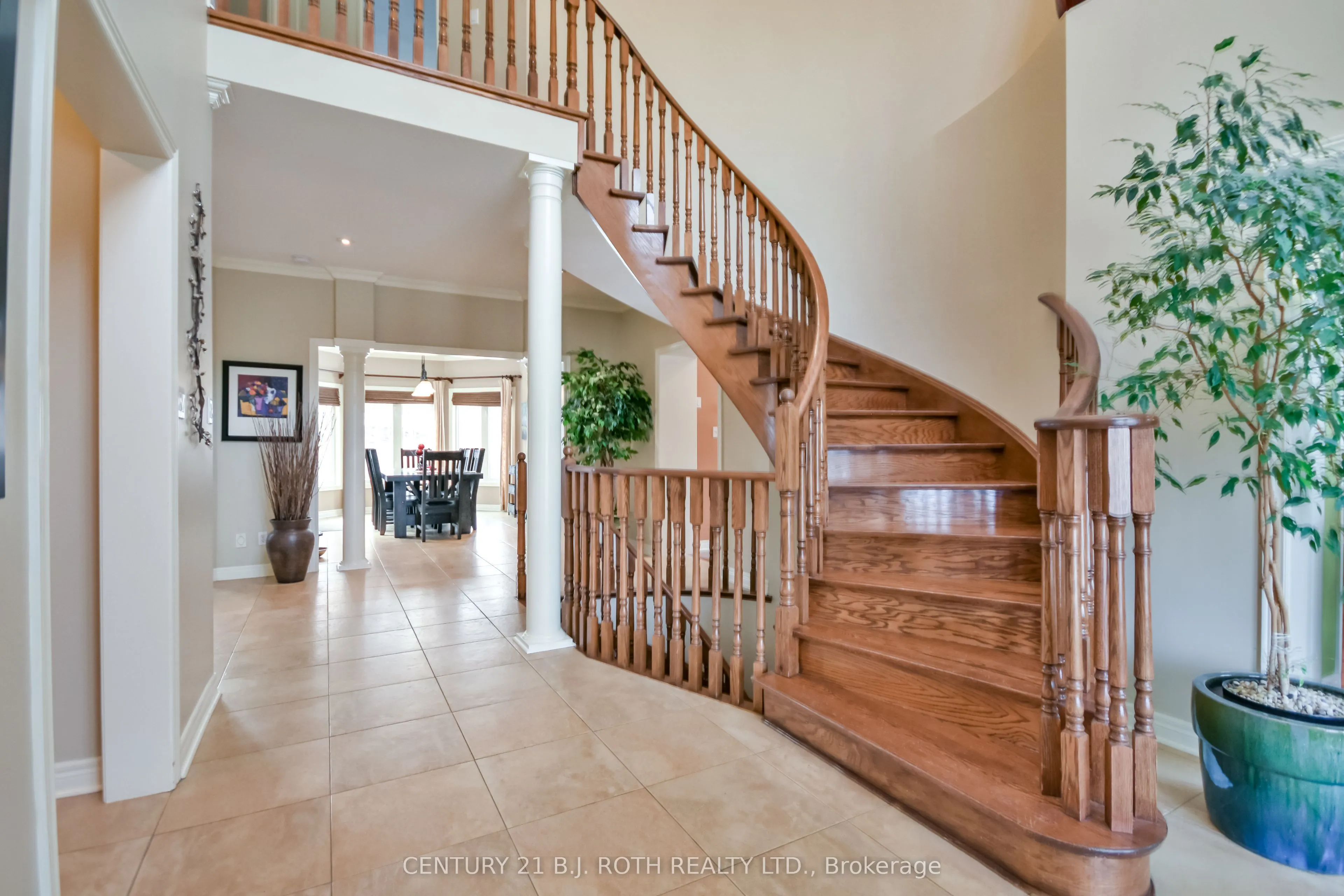 38 Camelot Square