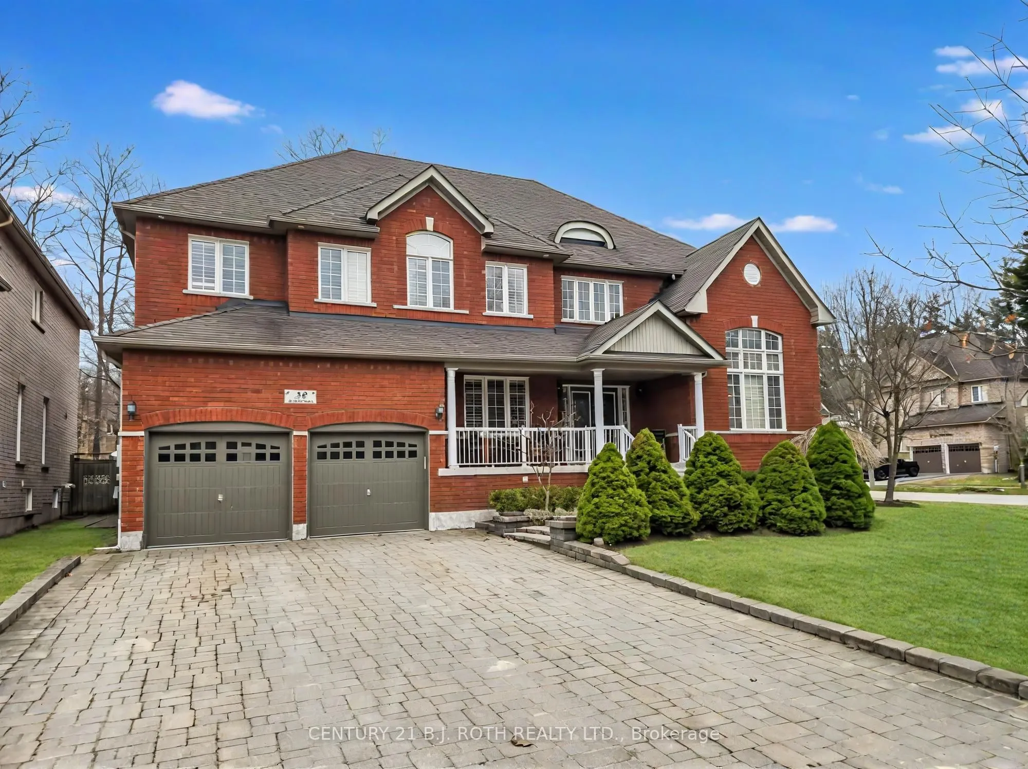 38 Camelot Square