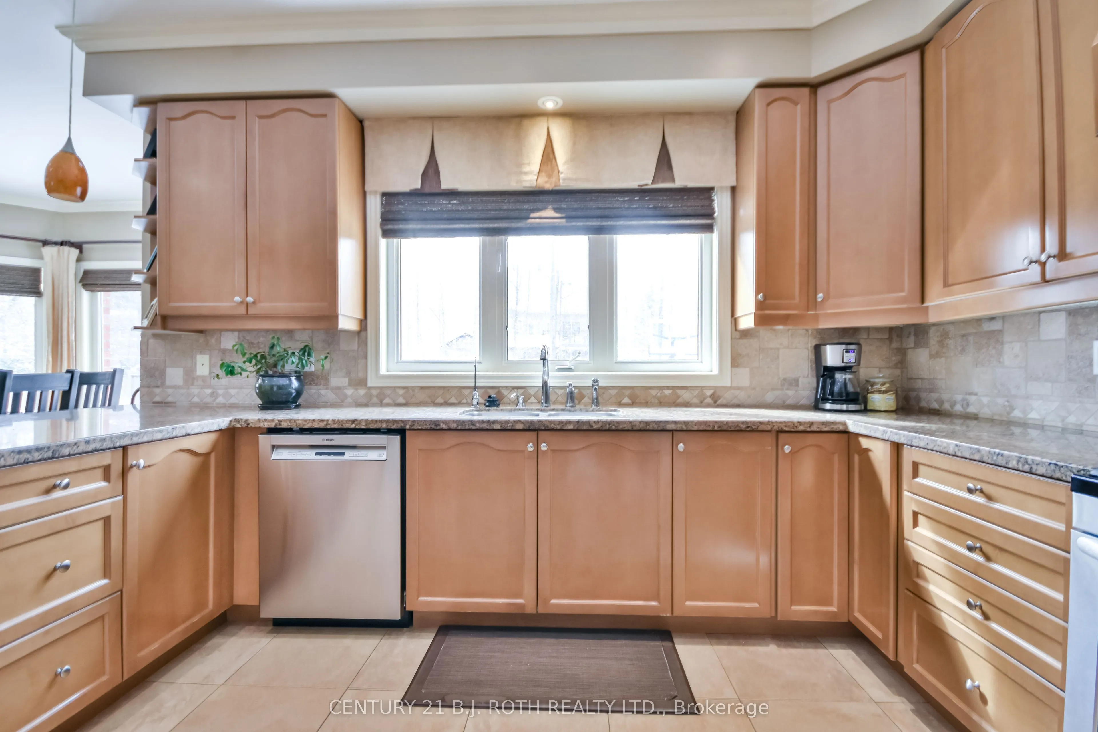38 Camelot Square