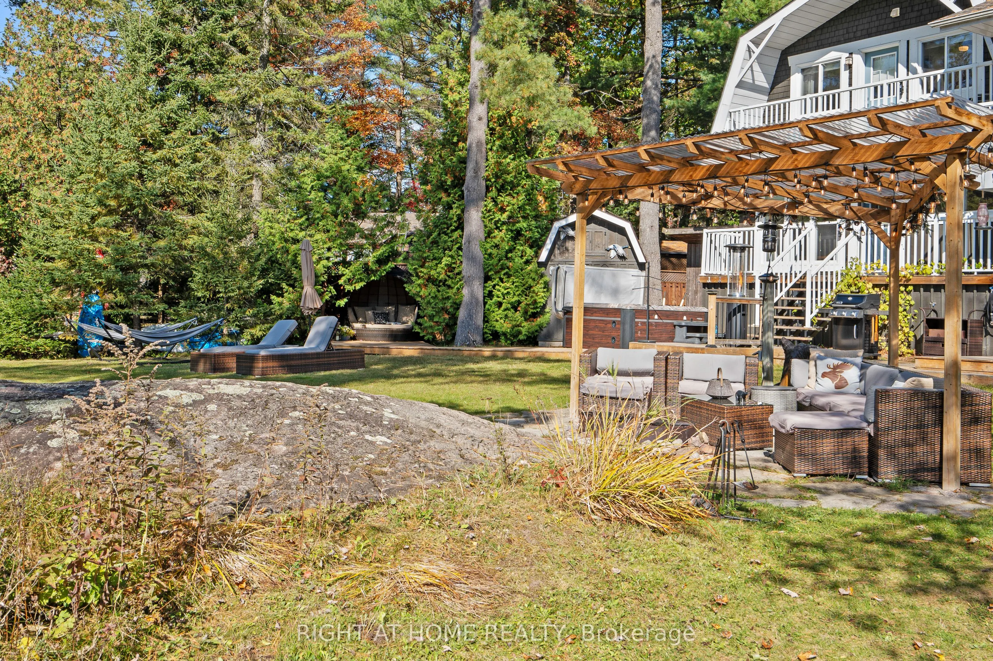 3583 Riverdale Drive