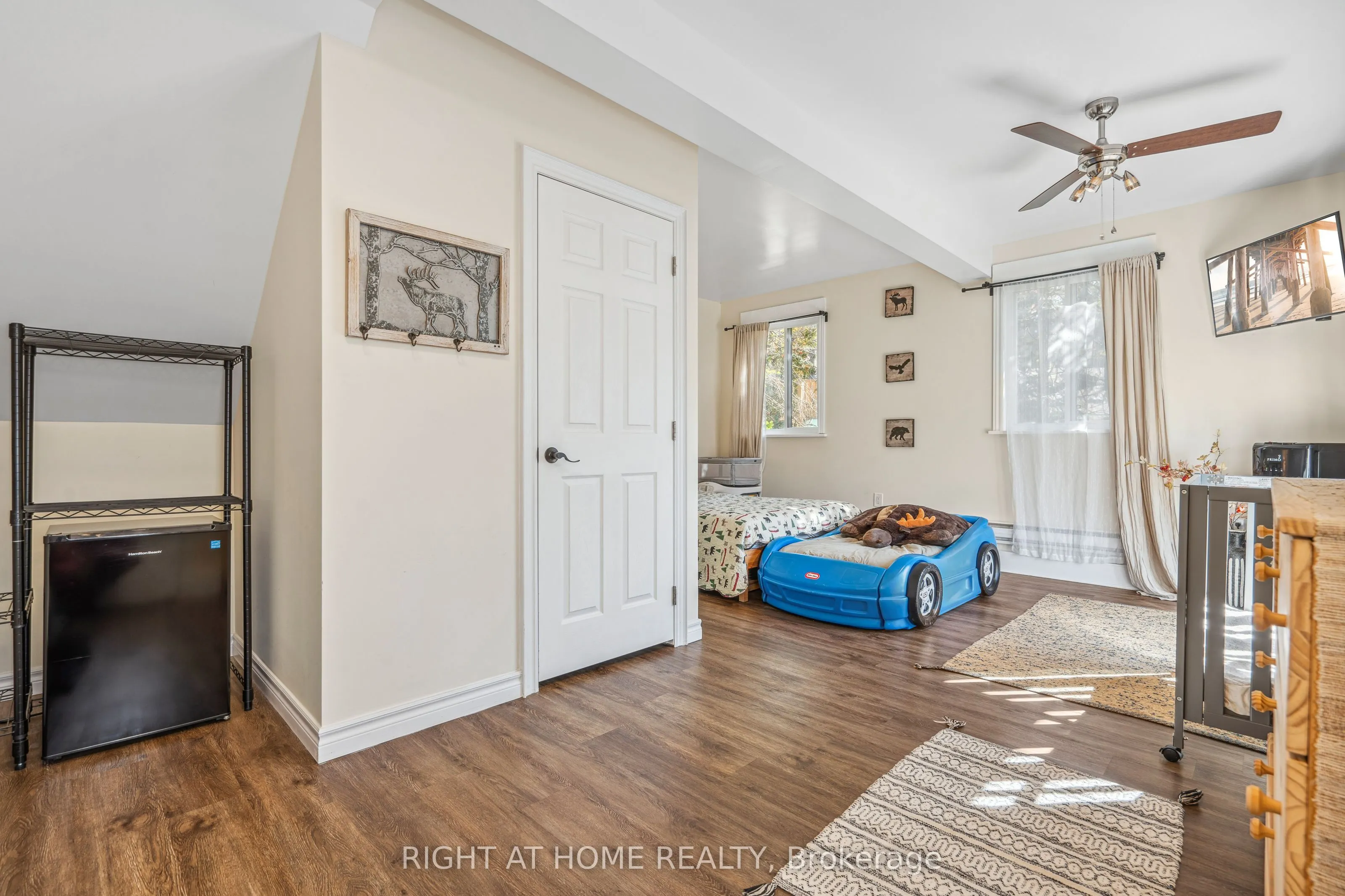3583 Riverdale Drive