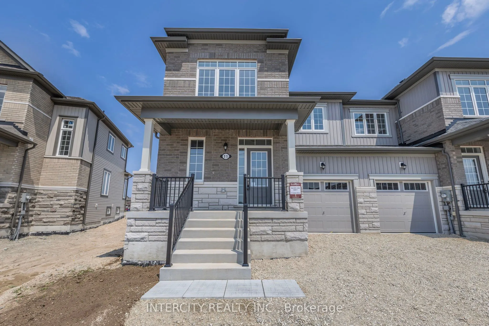 11 Avalon Drive