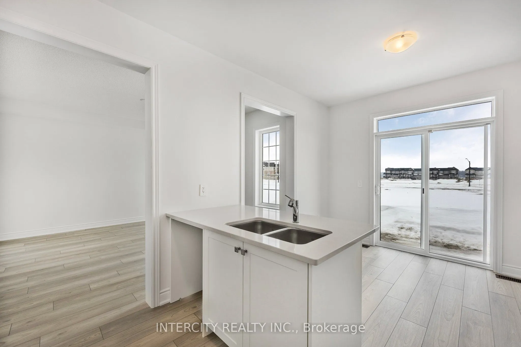 11 Avalon Drive