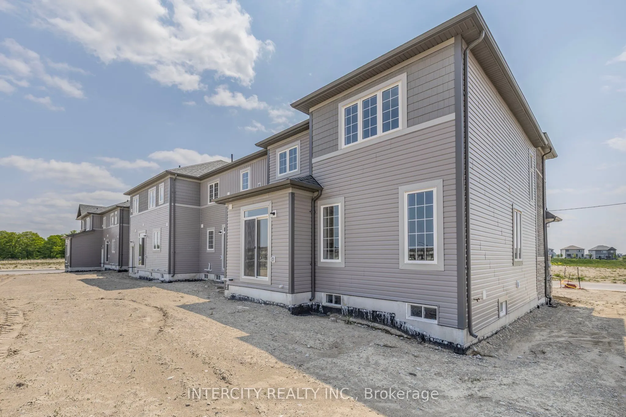 11 Avalon Drive