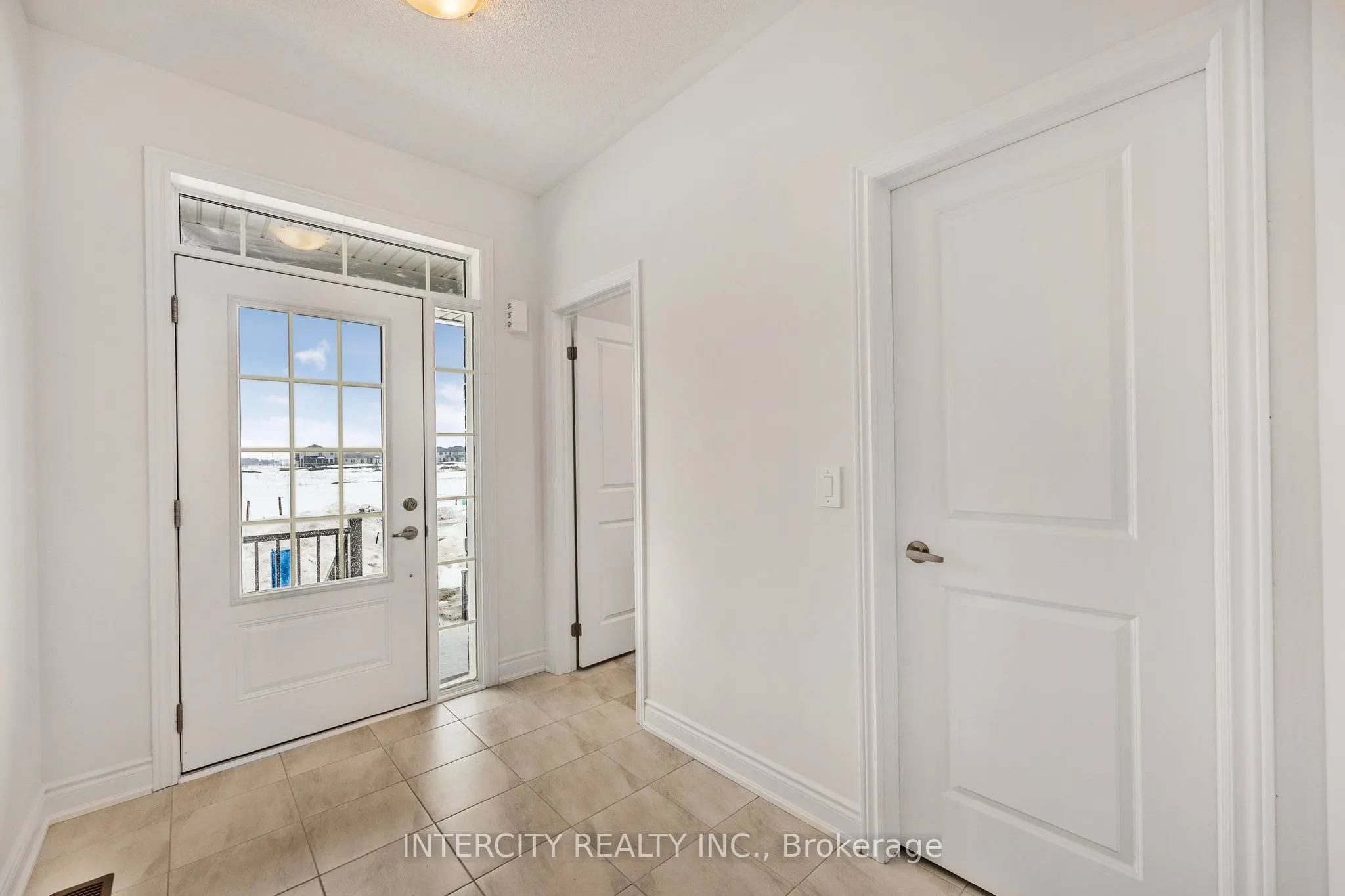11 Avalon Drive