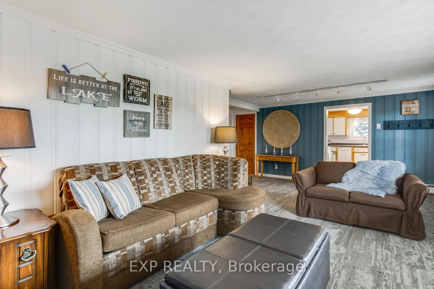 304 Champlain Road
