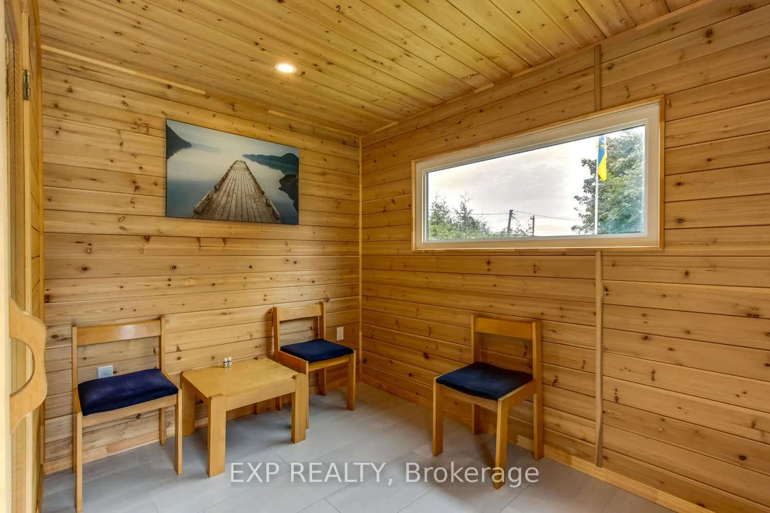 304 Champlain Road