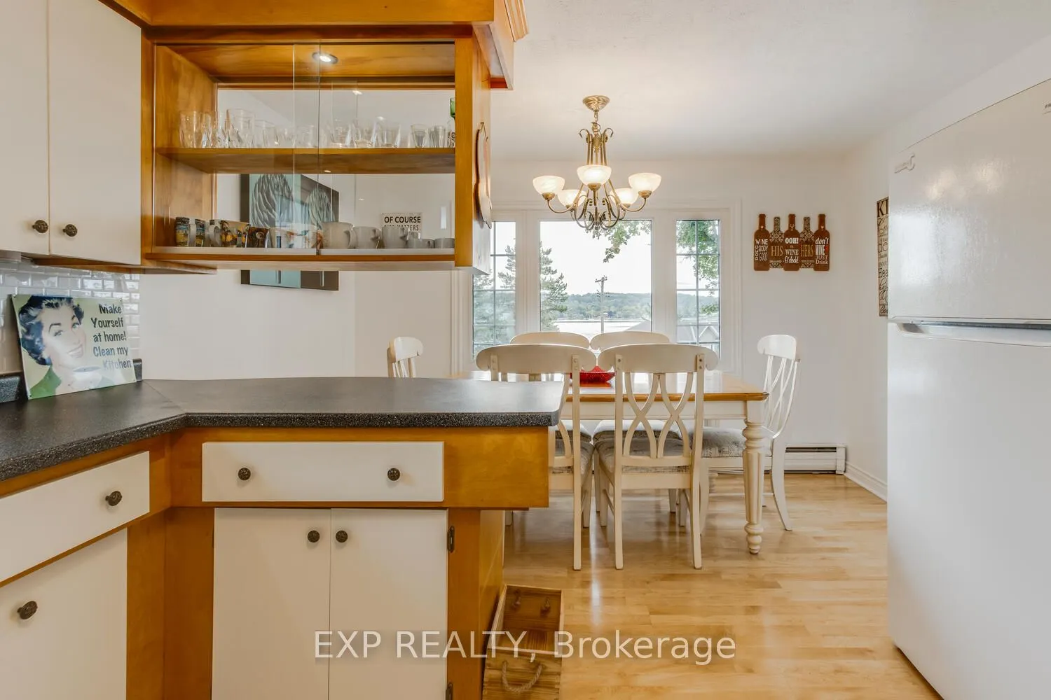 304 Champlain Road