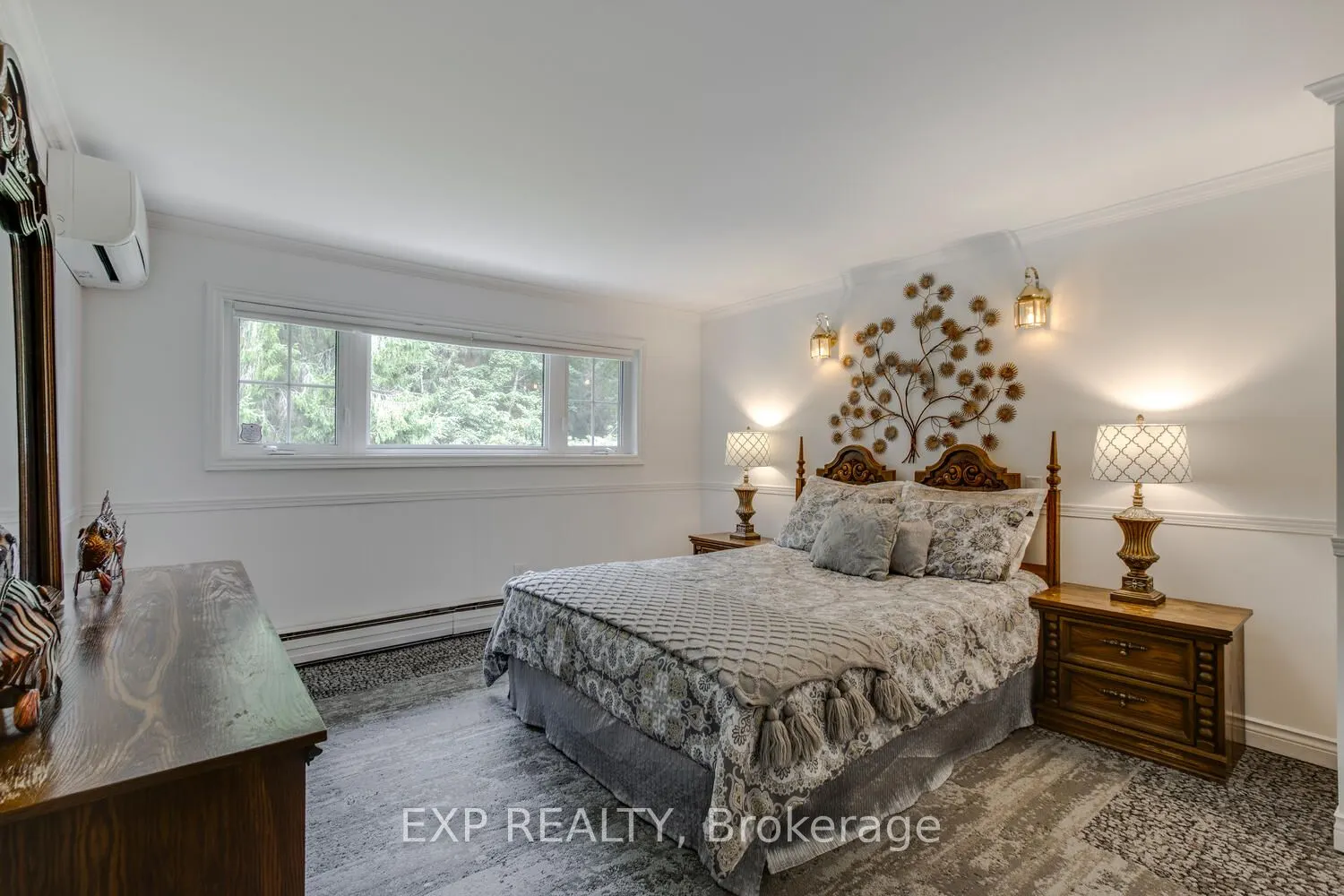304 Champlain Road