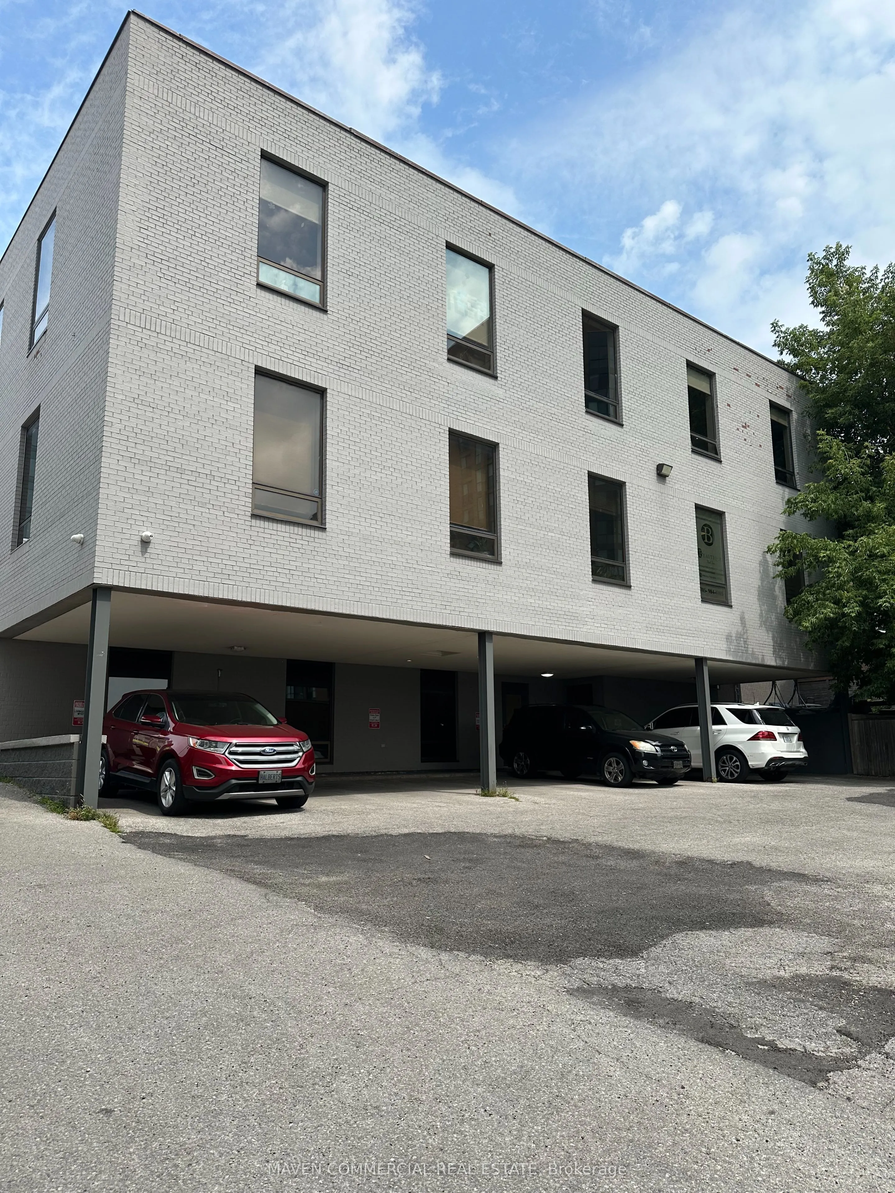 89 Collier Street, #201