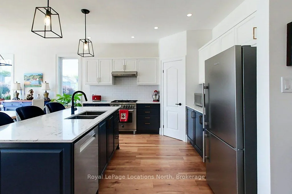27 Newport Boulevard, #25