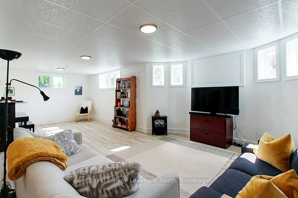 27 Newport Boulevard, #25