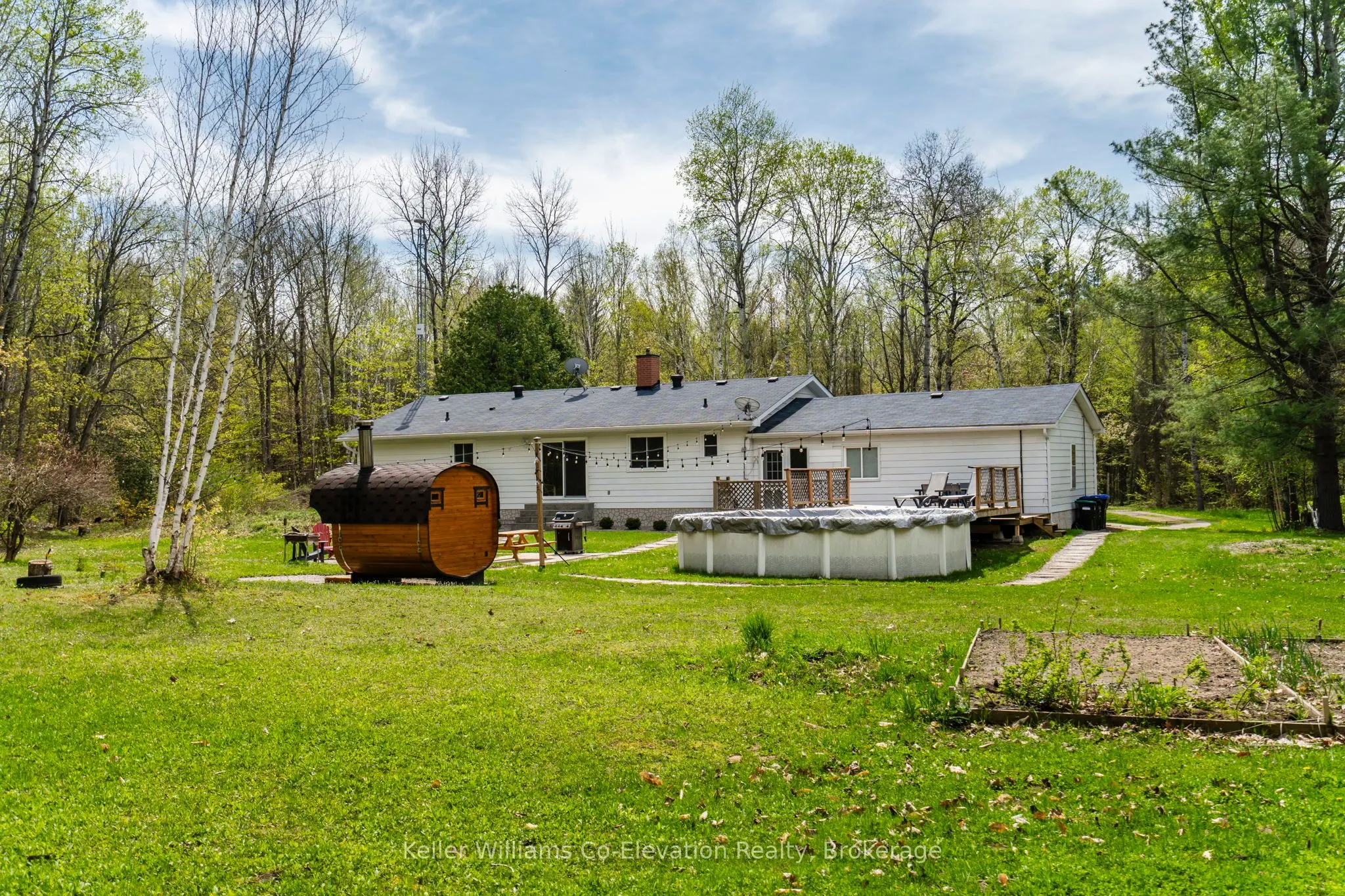 1467 Rosemount Road