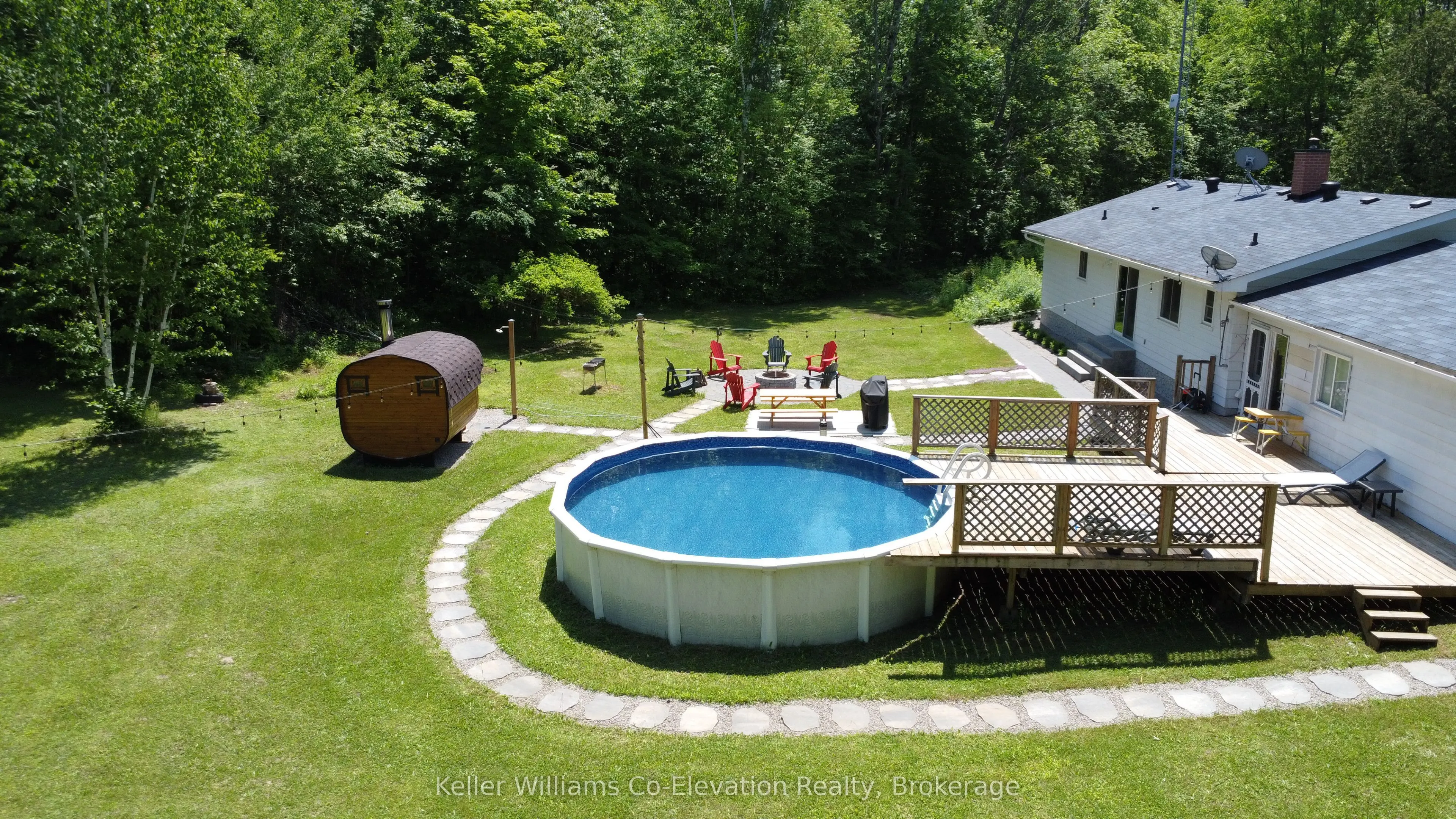 1467 Rosemount Road