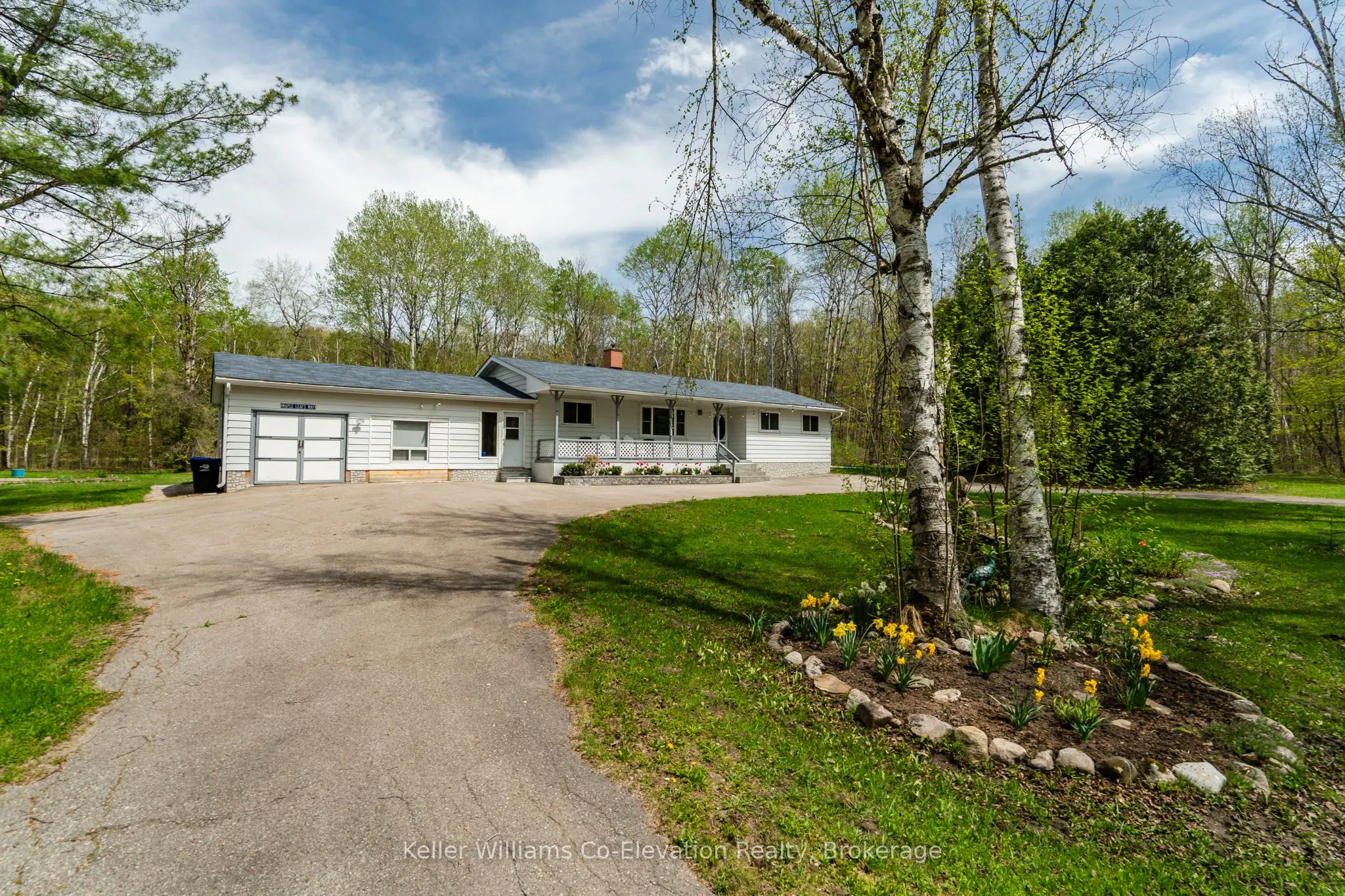 1467 Rosemount Road