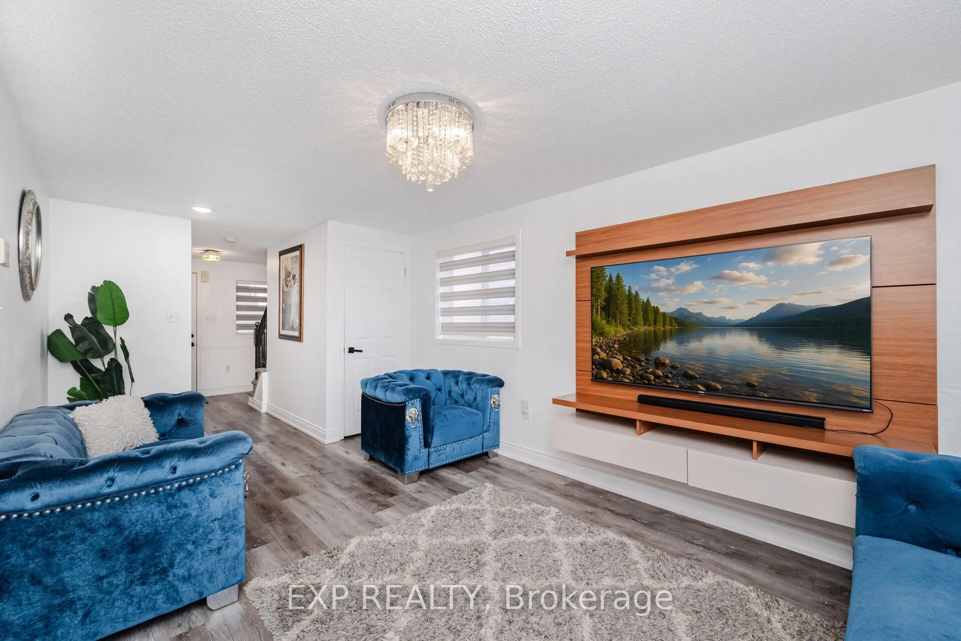 145 Courtney Crescent