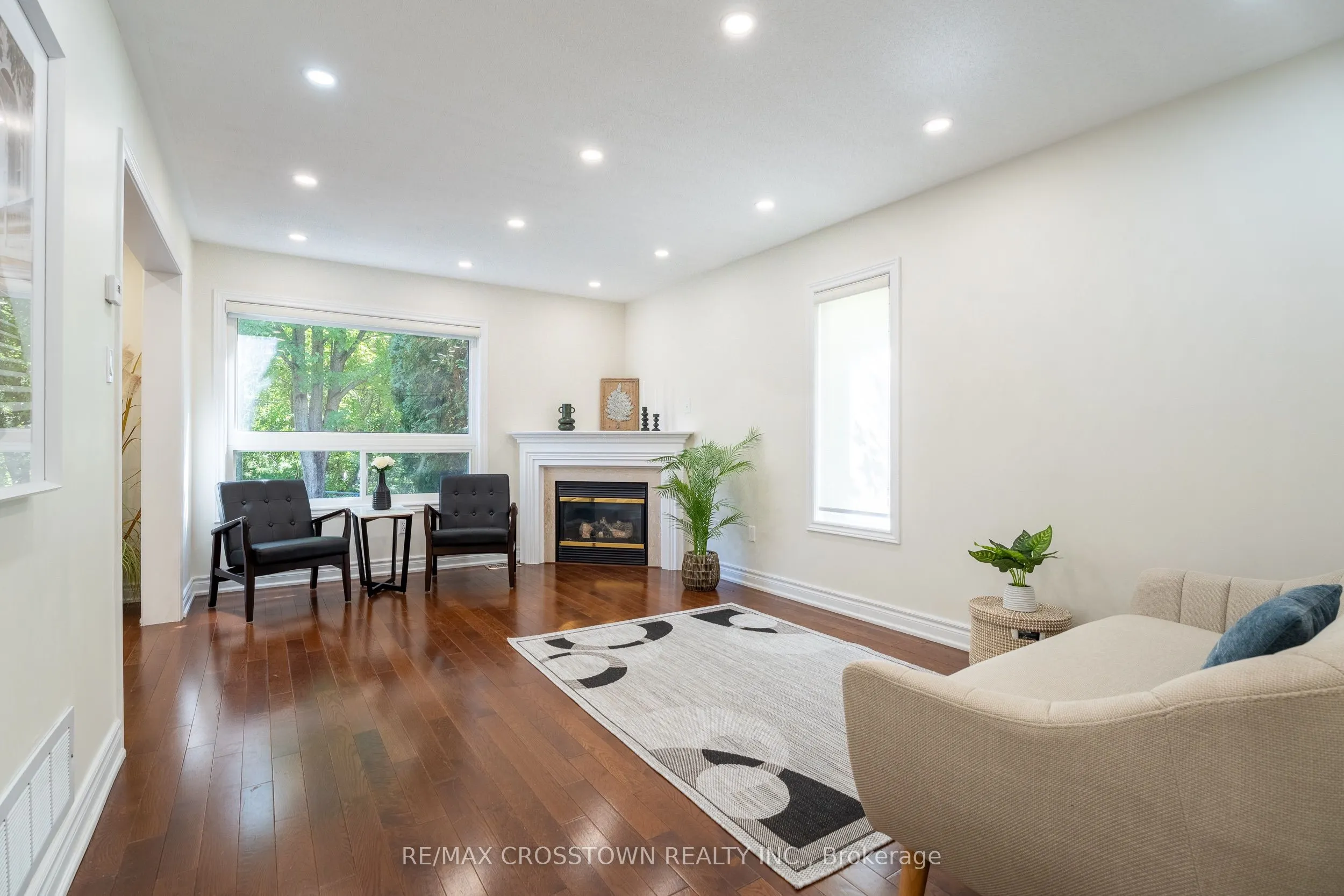 9 McKenzie Crescent