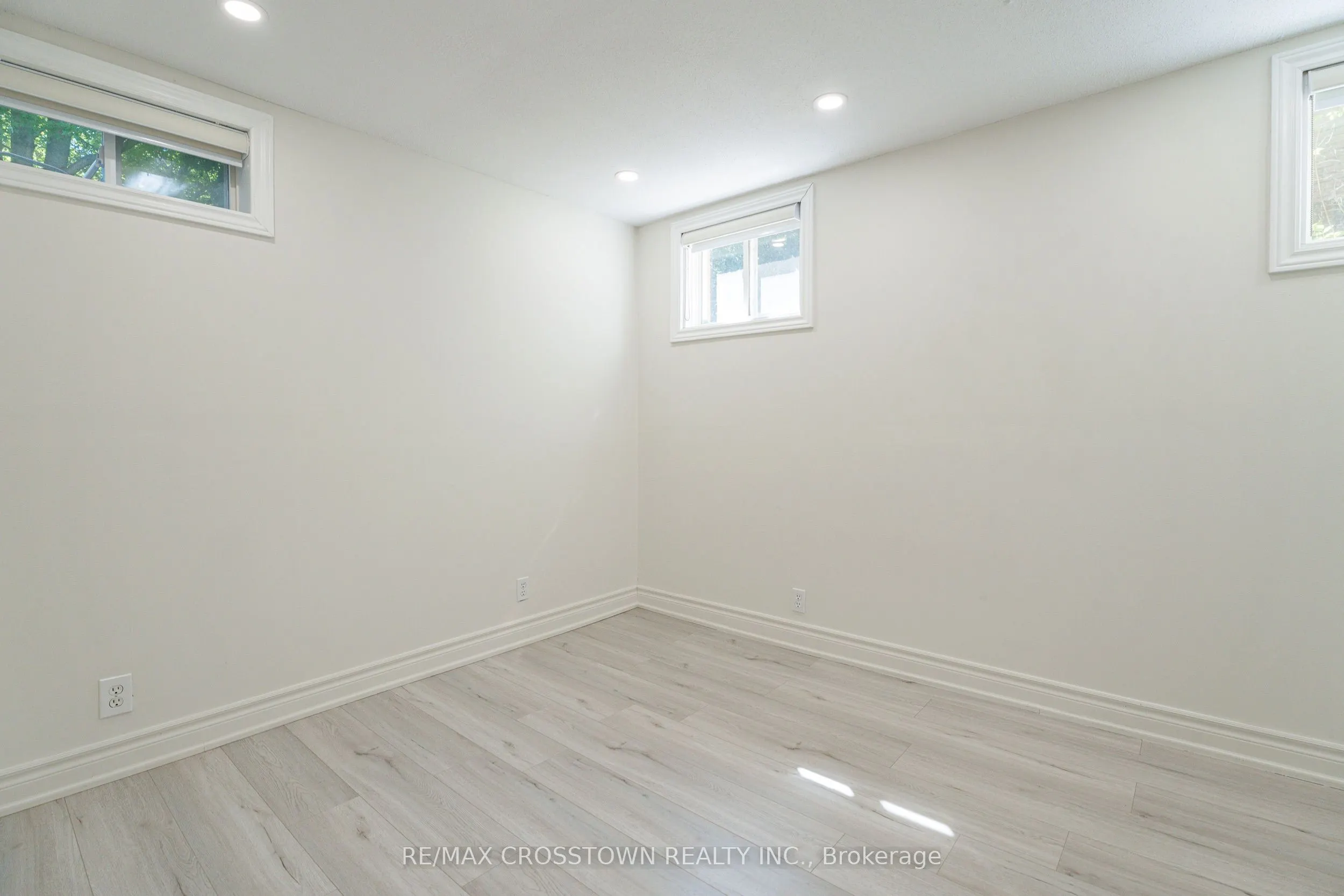 9 McKenzie Crescent
