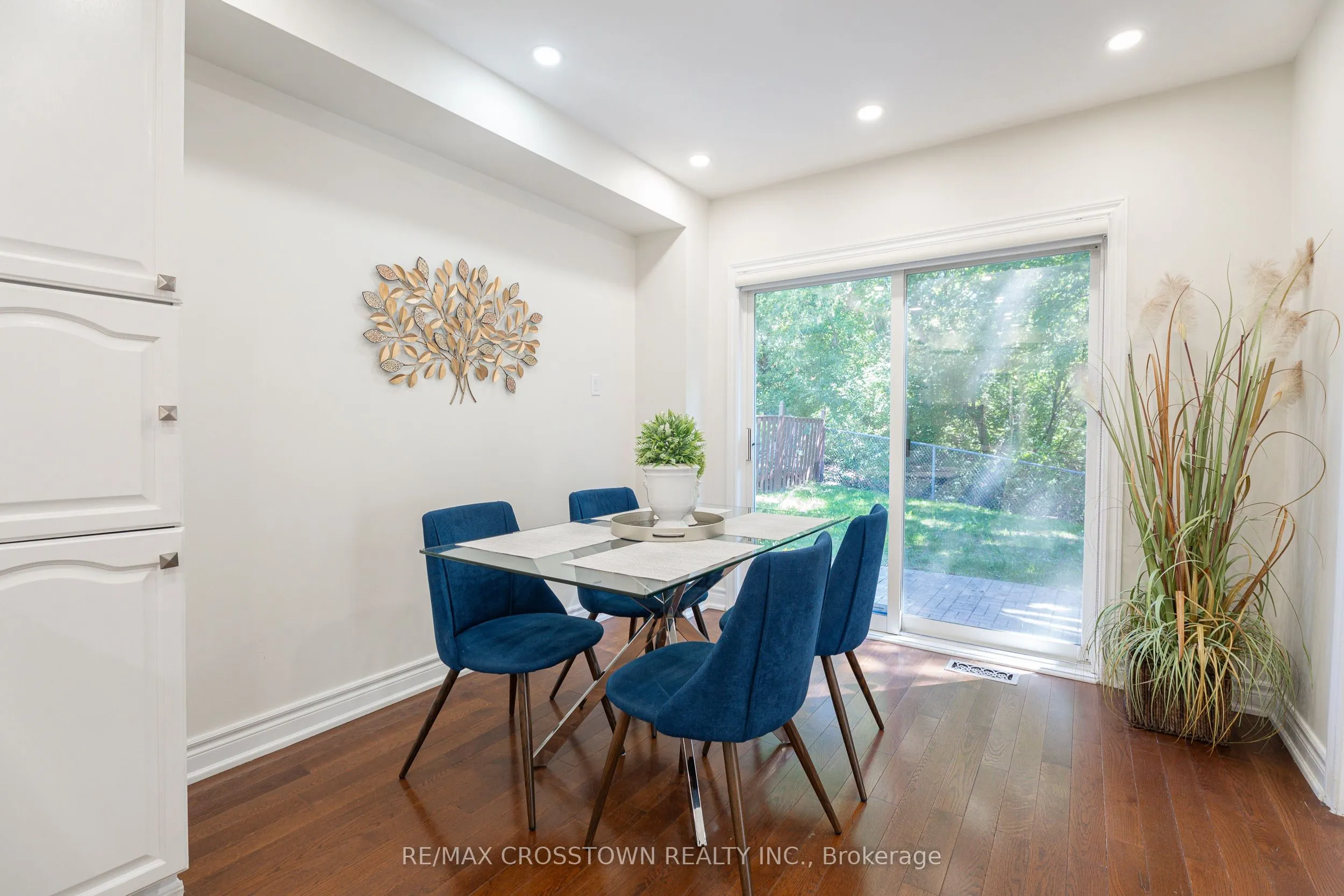 9 McKenzie Crescent