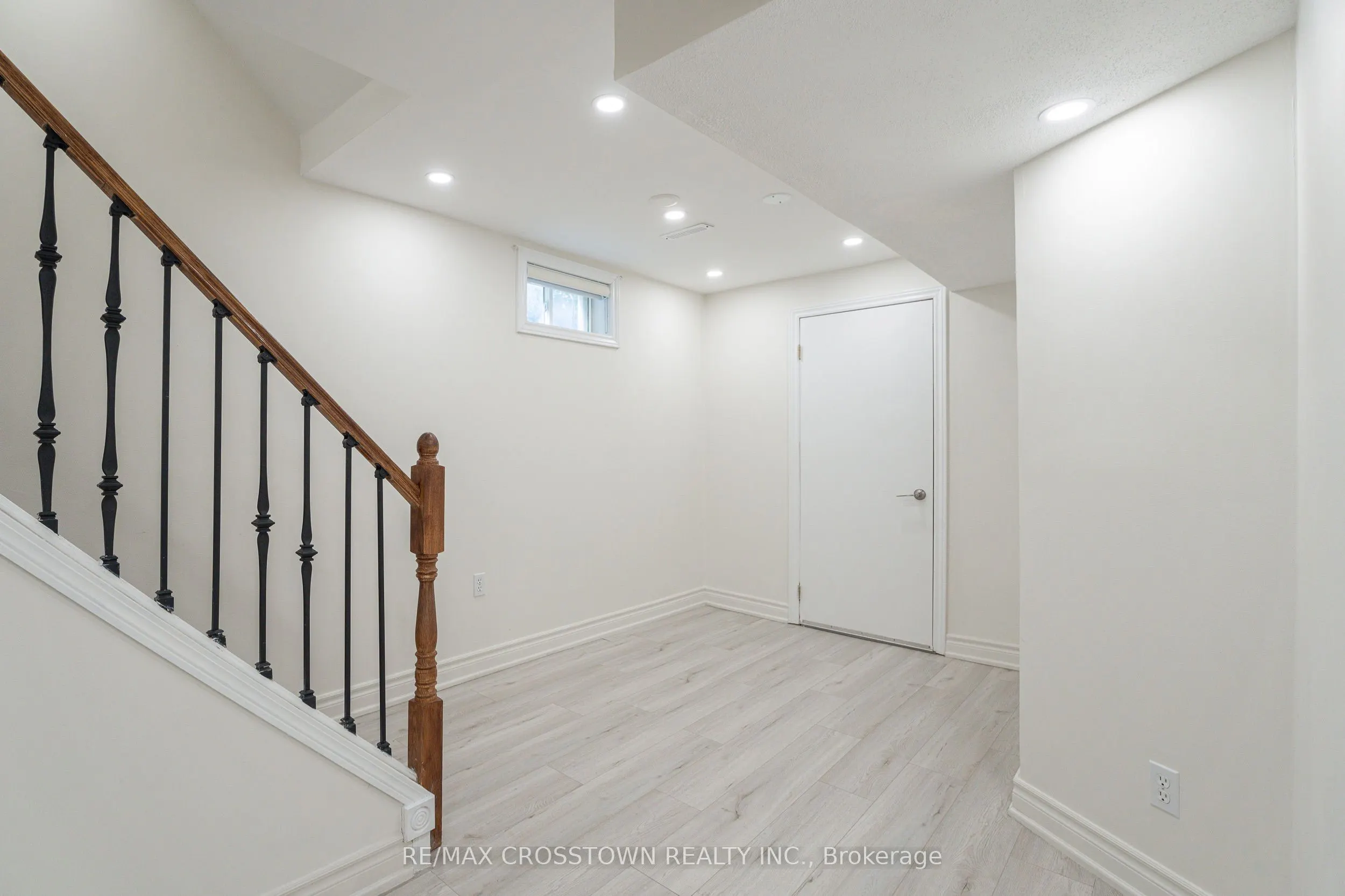 9 McKenzie Crescent
