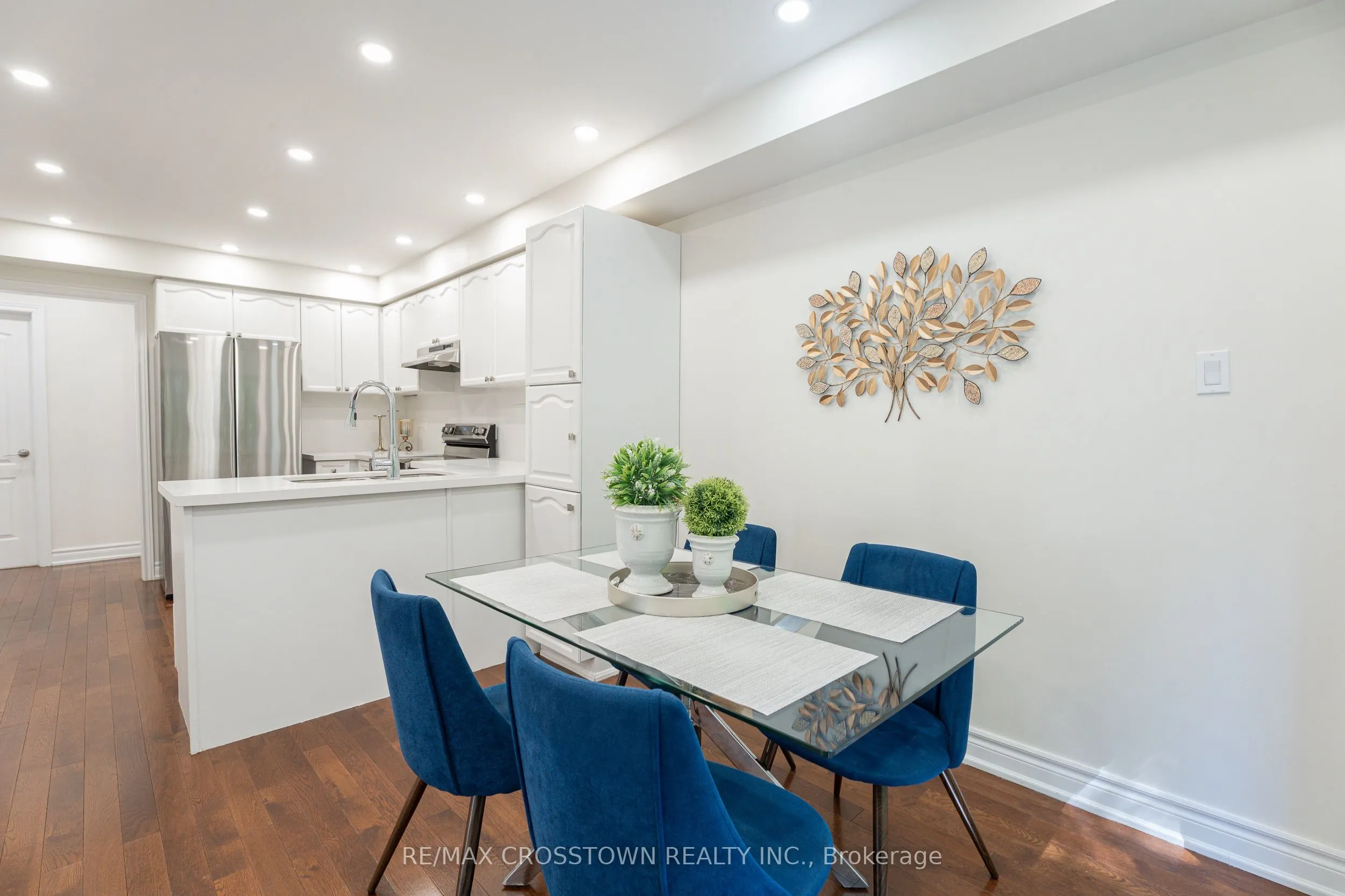 9 McKenzie Crescent