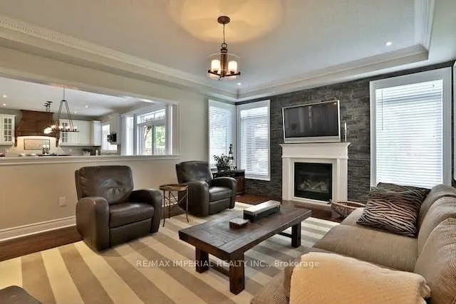 4 Plunkett Court