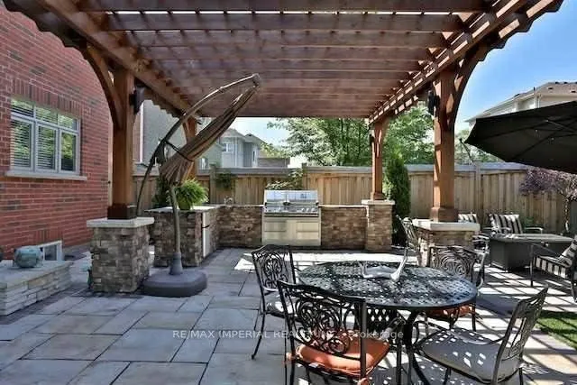 4 Plunkett Court