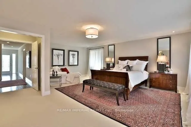 4 Plunkett Court