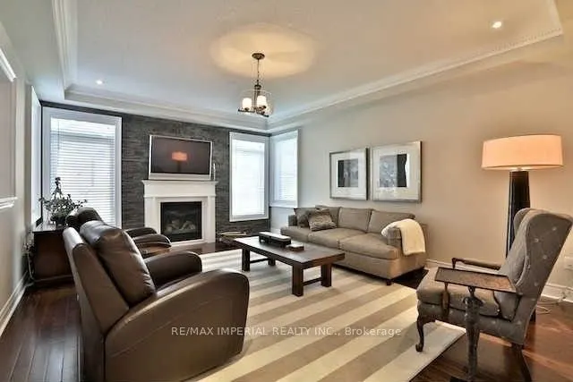 4 Plunkett Court