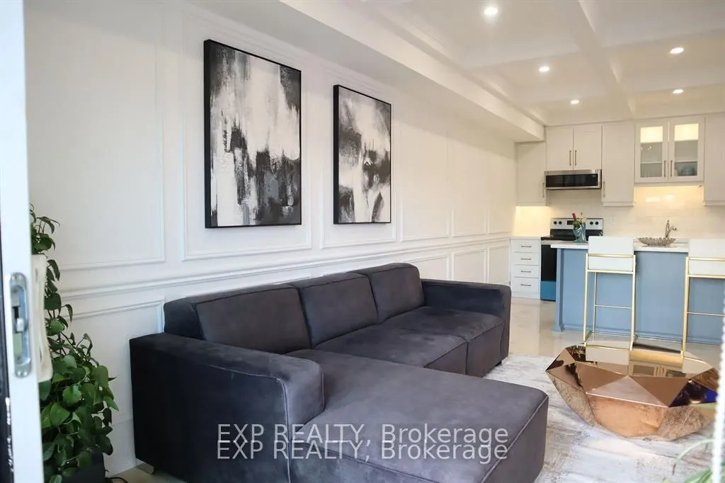 10 Culinary Lane, #206
