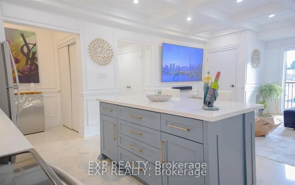 10 Culinary Lane, #206