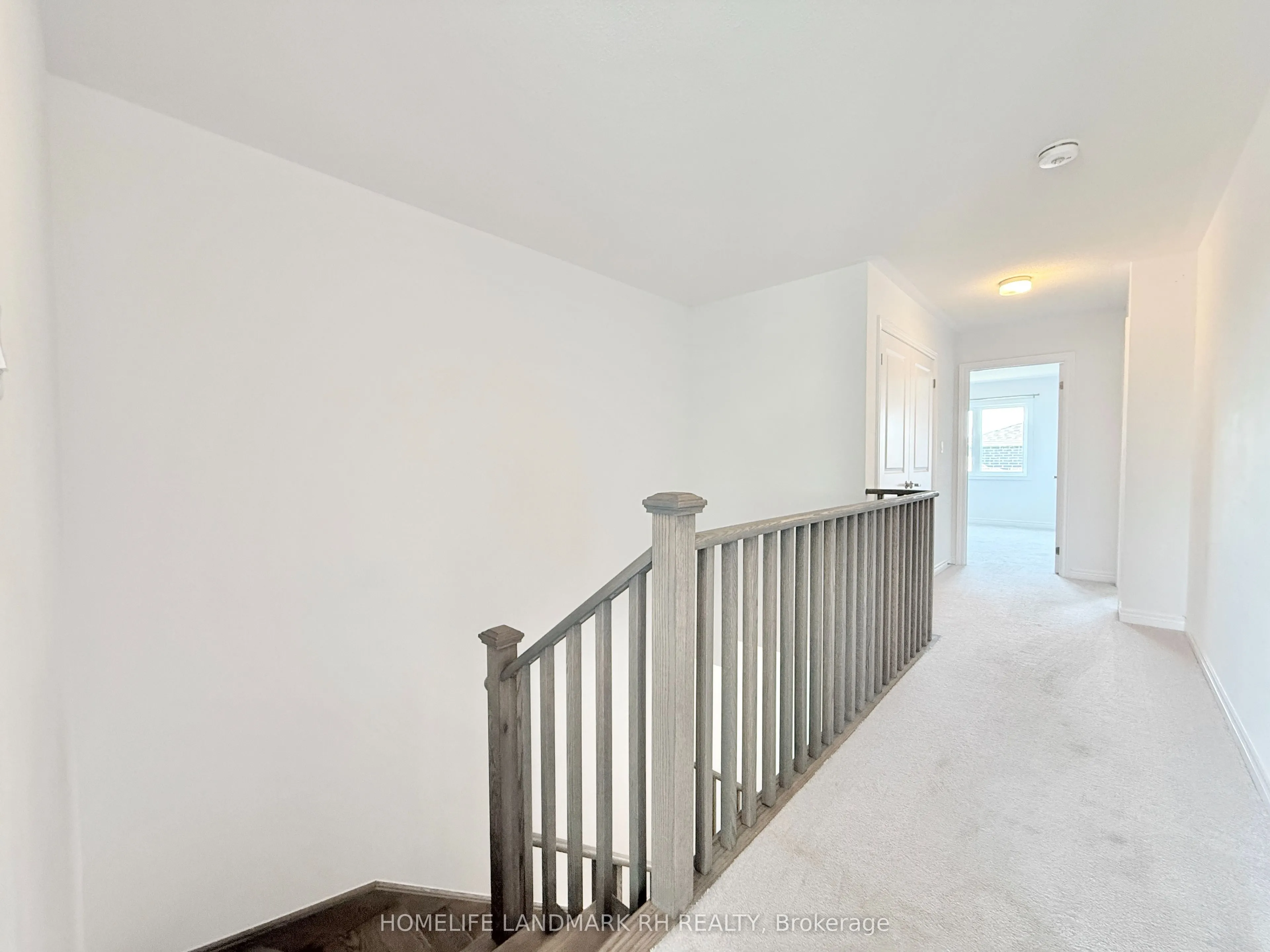 143 FENCHURCH Manor