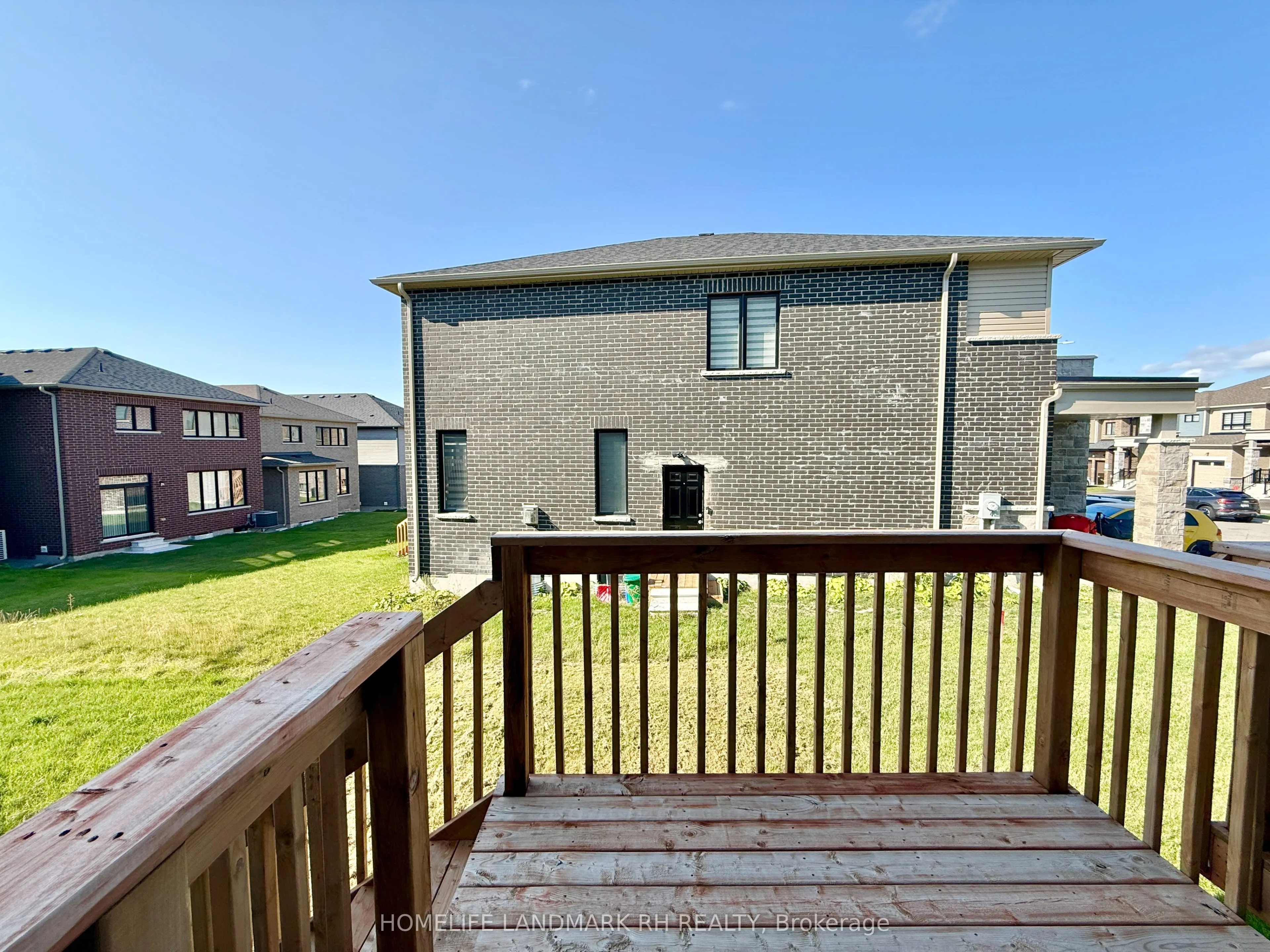 143 FENCHURCH Manor