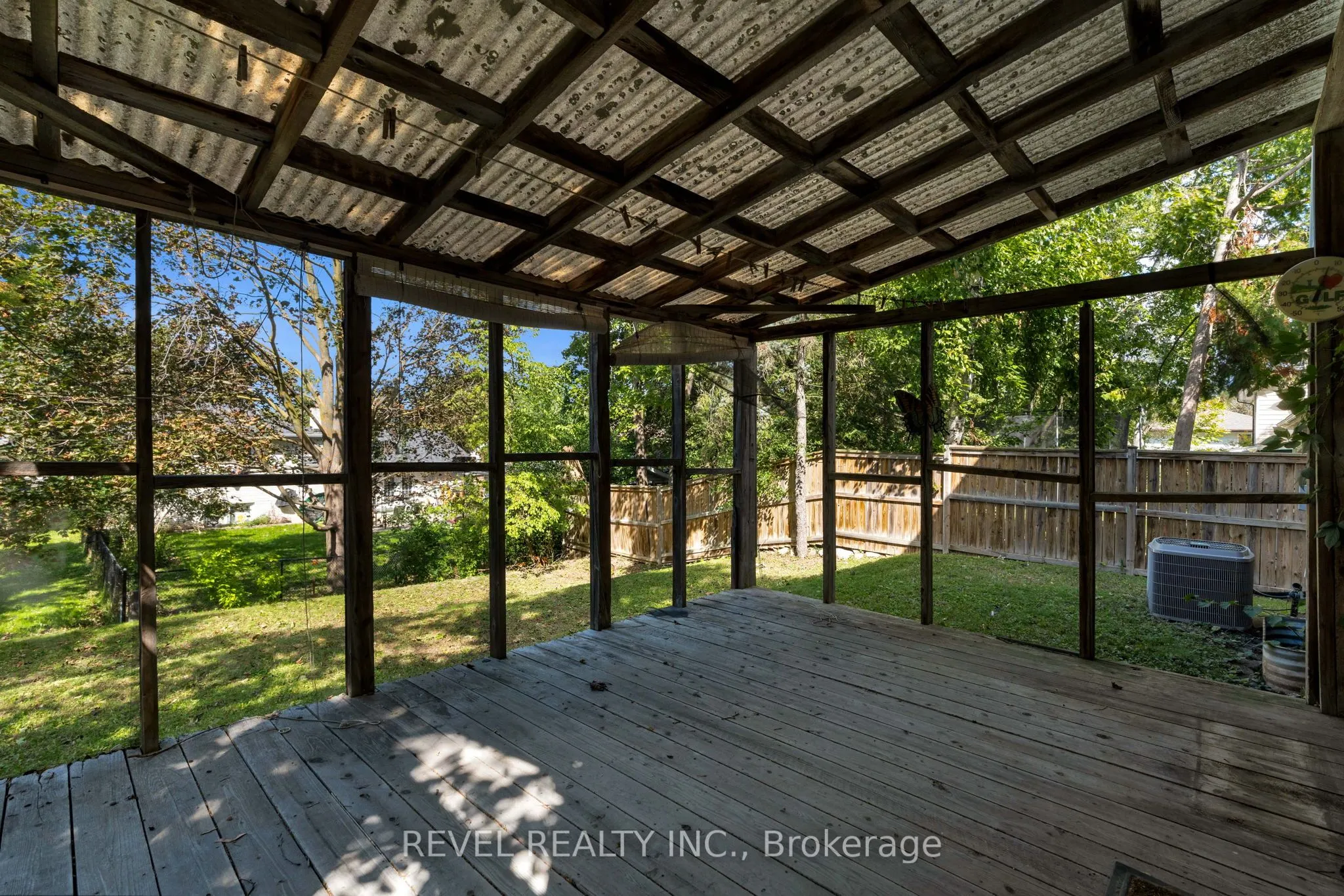 22 Belcourt Avenue