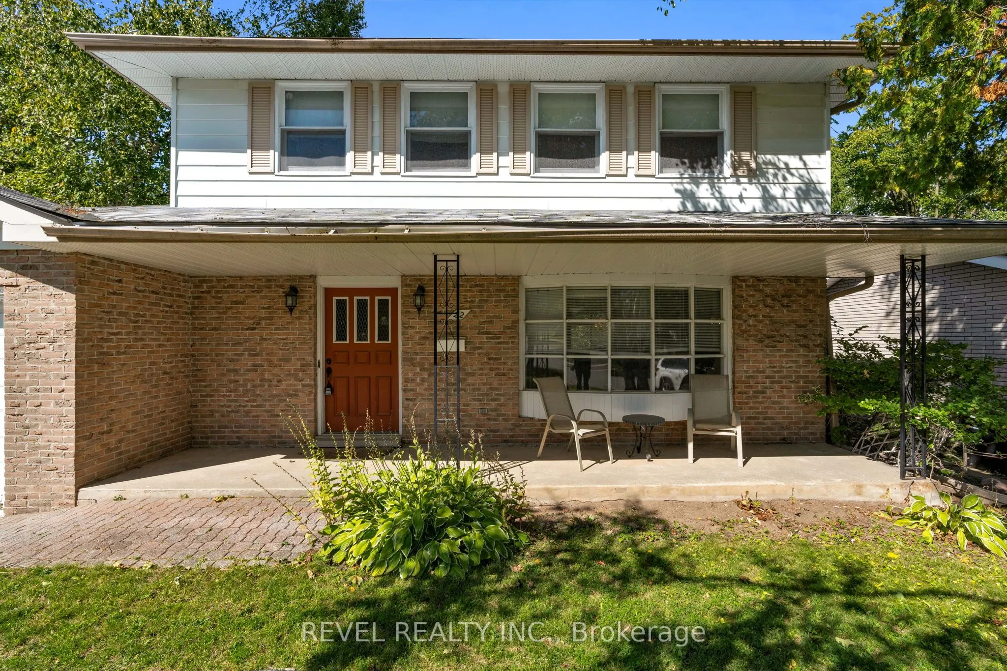22 Belcourt Avenue