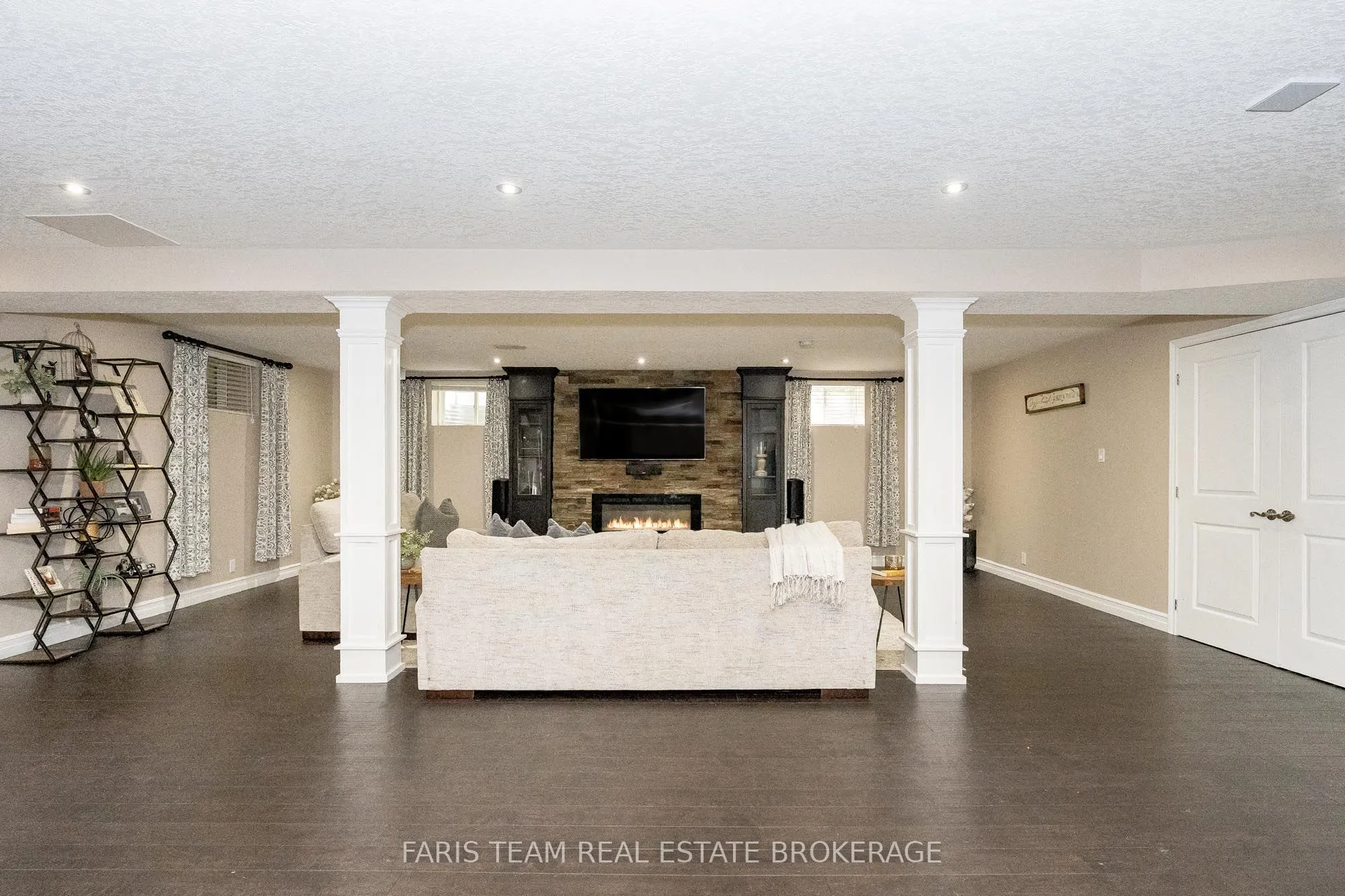 39 Diamond Valley Drive