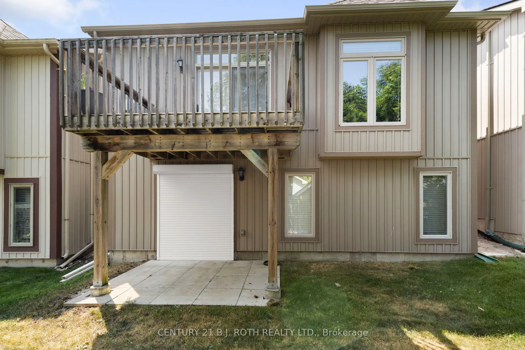 8 CANTERBURY Circle
